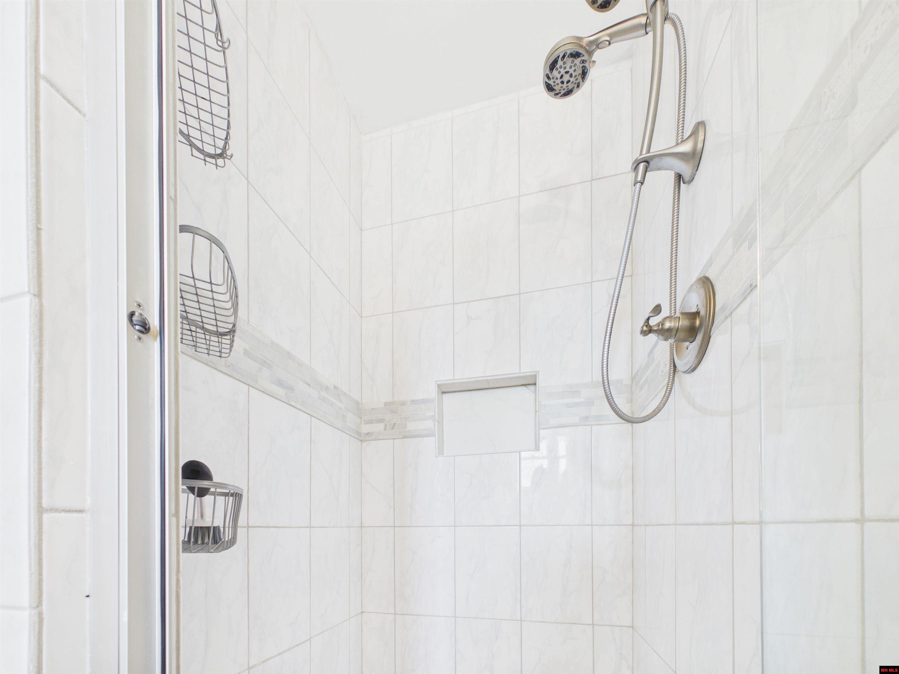 599 Western Hills Loop