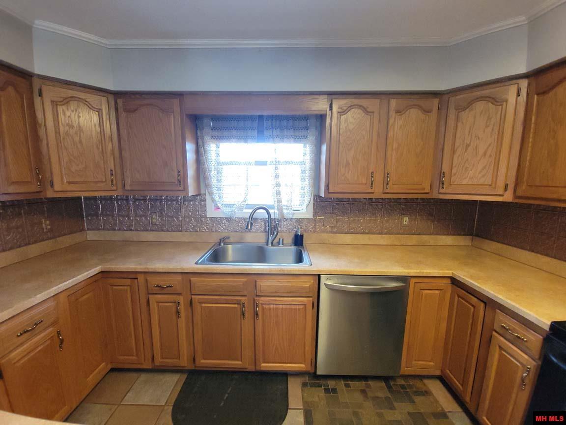 147 ABBY LANE Cotter, AR