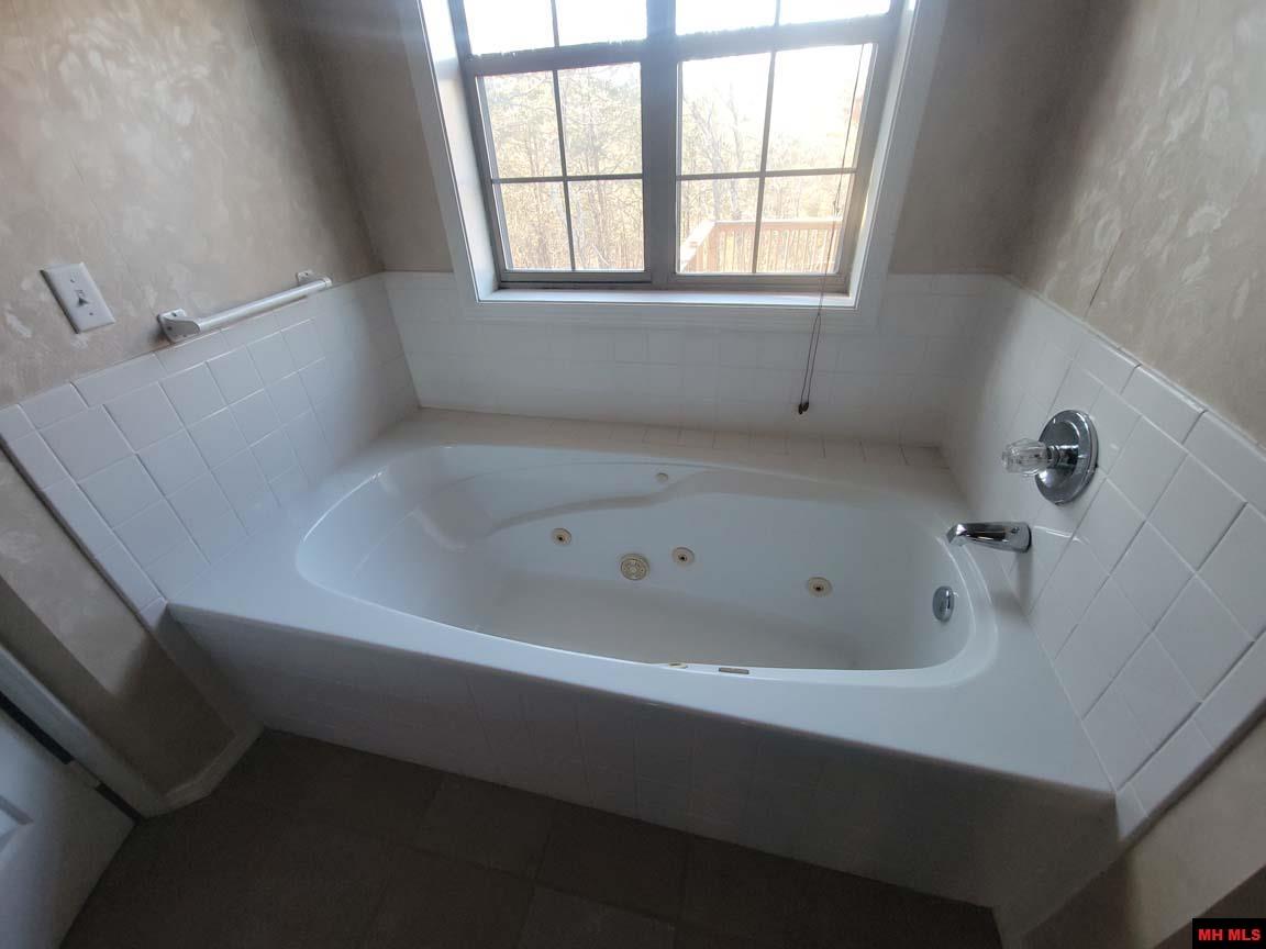 147 ABBY LANE Cotter, AR