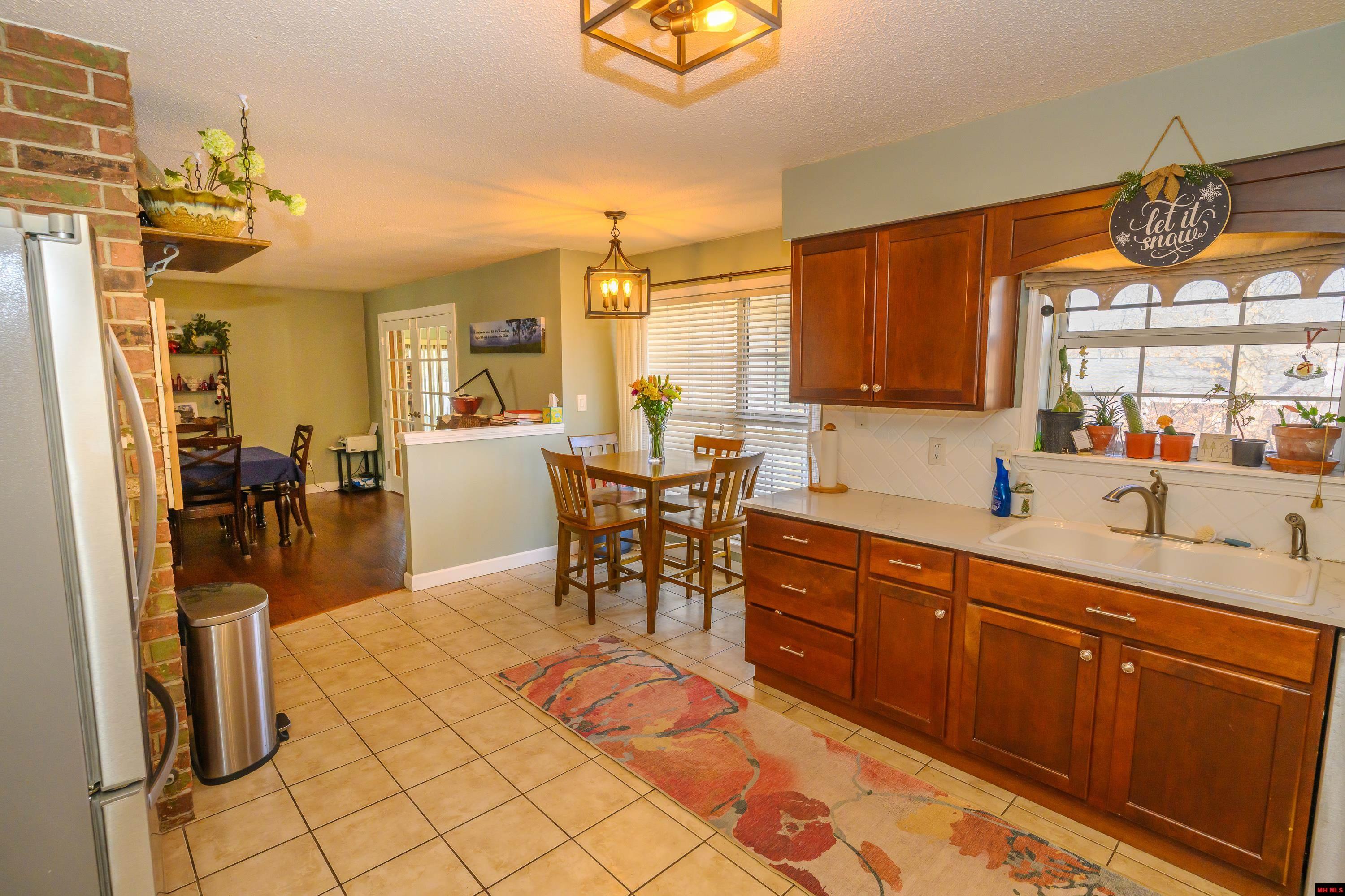 713 BAXTER AVENUE Mountain Home, AR