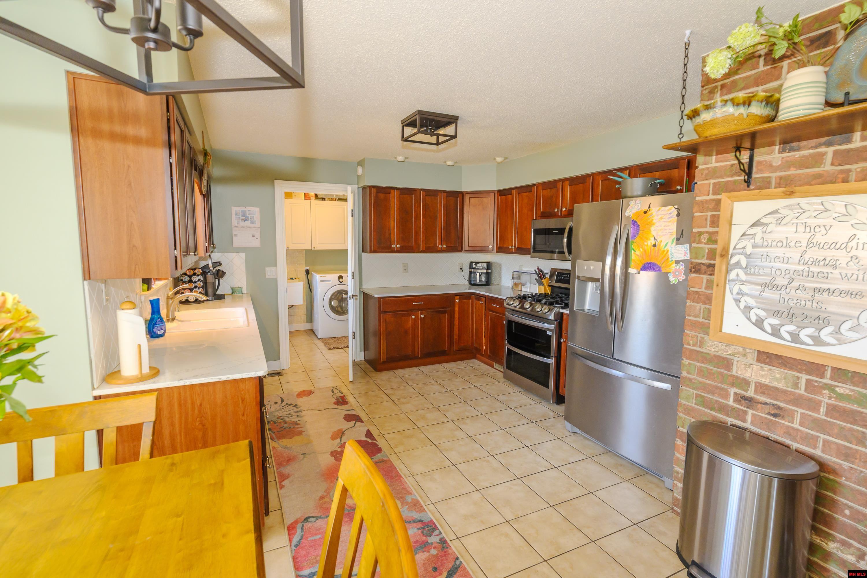 713 BAXTER AVENUE Mountain Home, AR