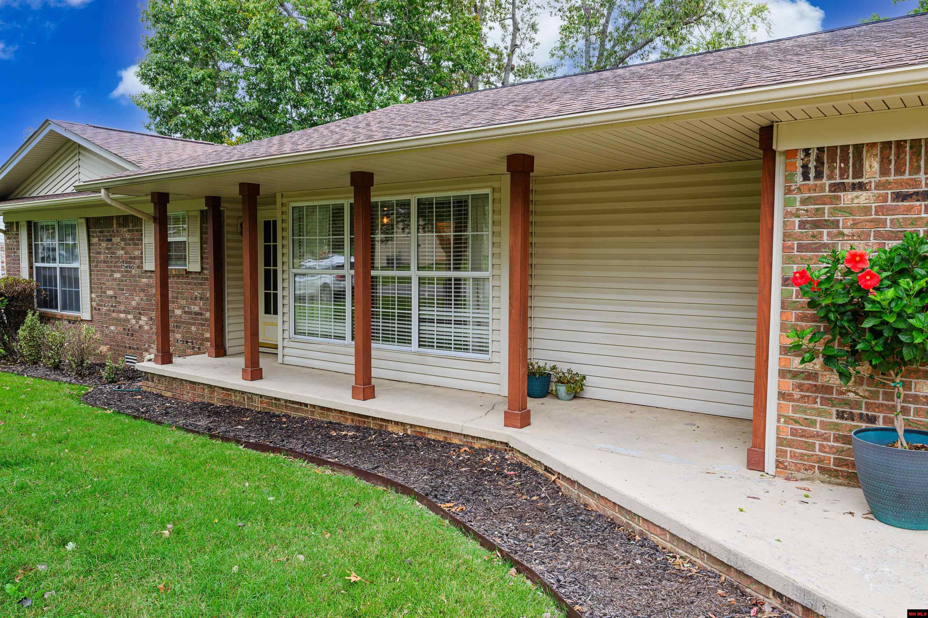 713 BAXTER AVENUE Mountain Home, AR