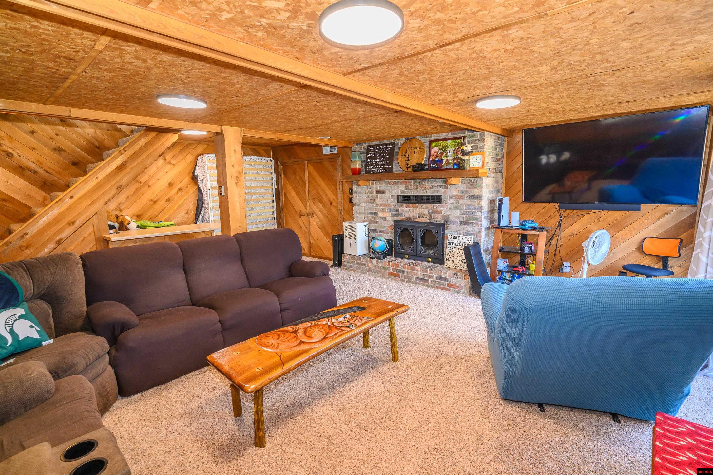 713 BAXTER AVENUE Mountain Home, AR