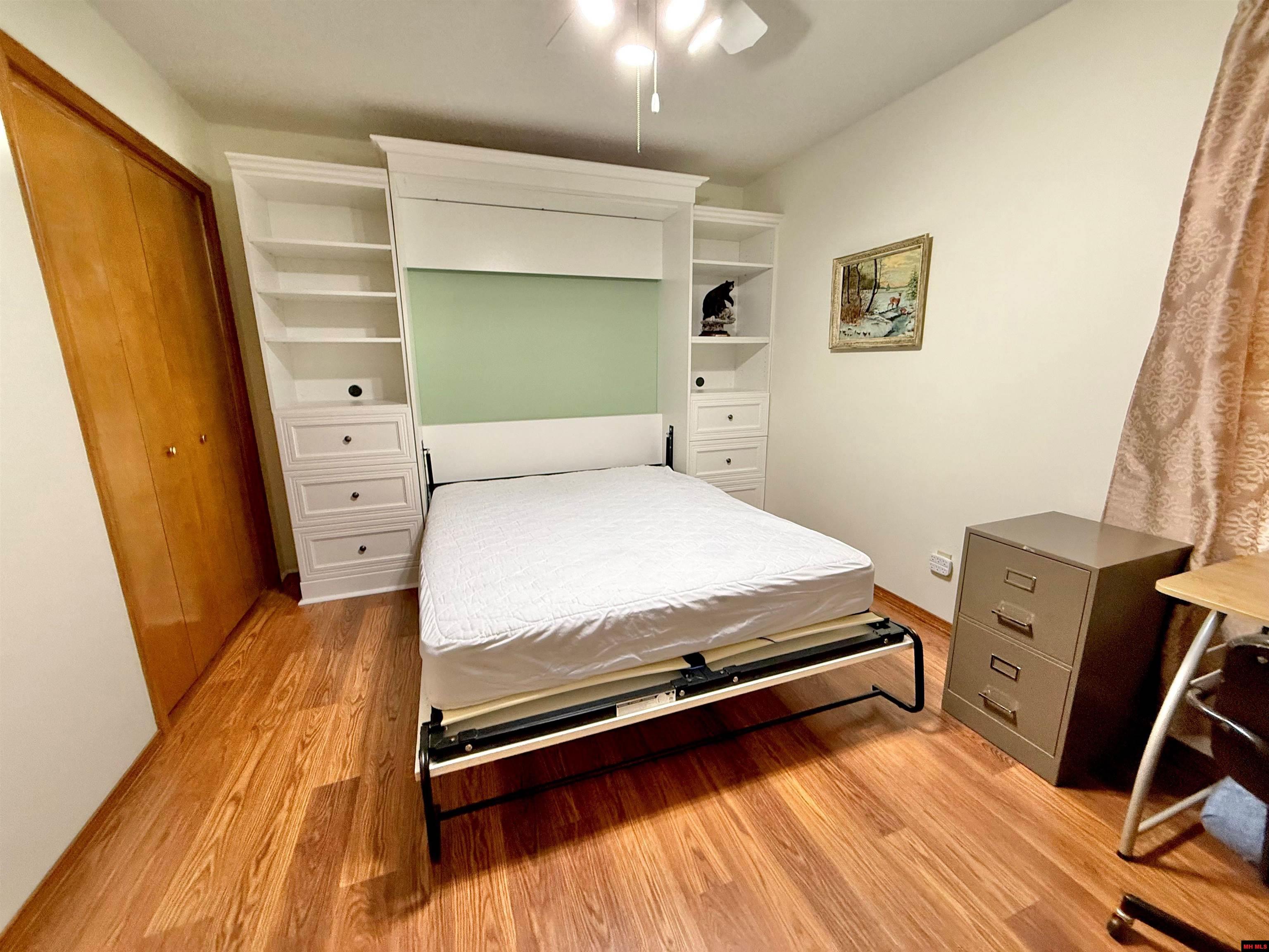 1526 Meadowhill Drive