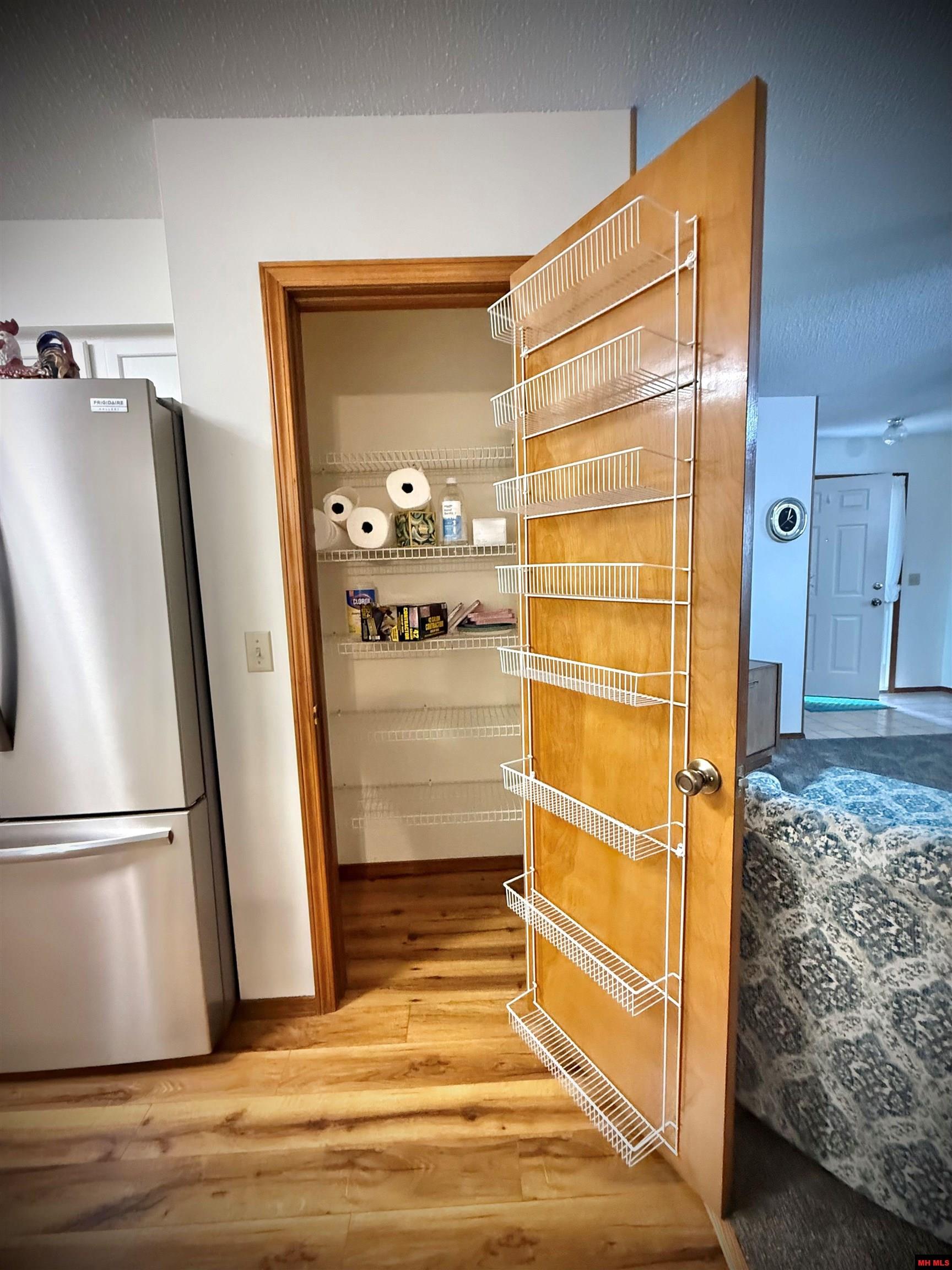 1526 Meadowhill Drive