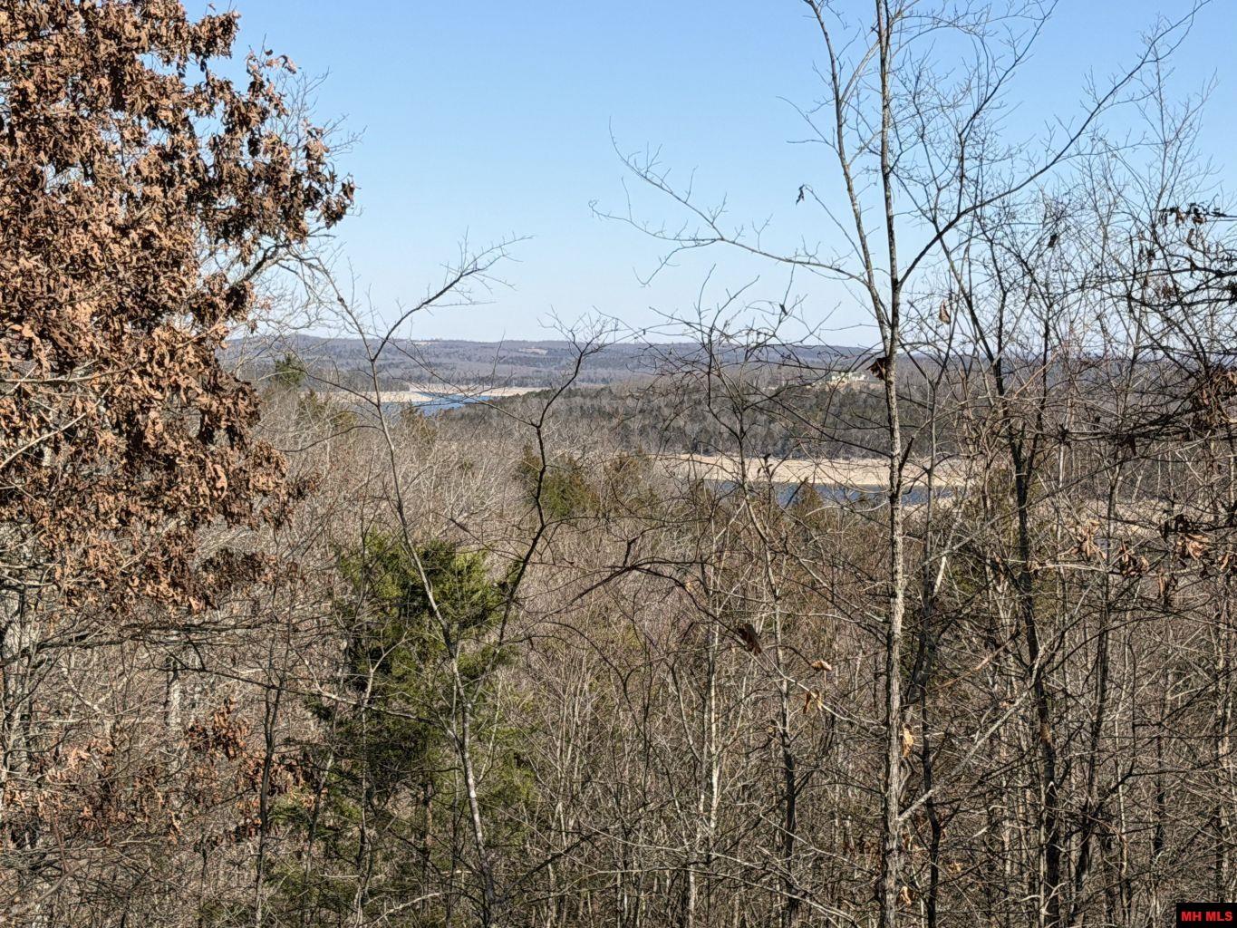 563-00031-000 North Woods Court