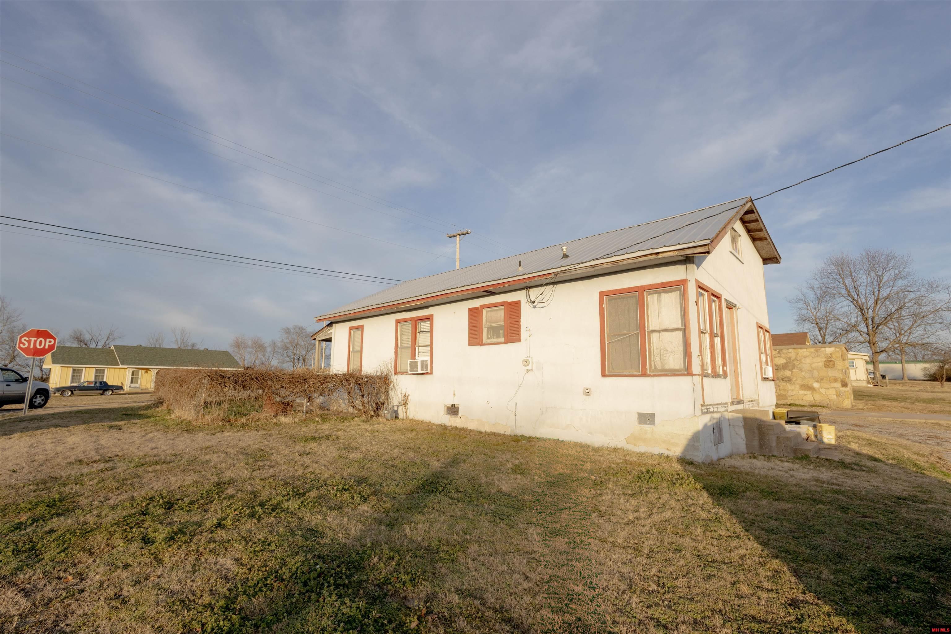 145 HWY 62 Gassville, AR