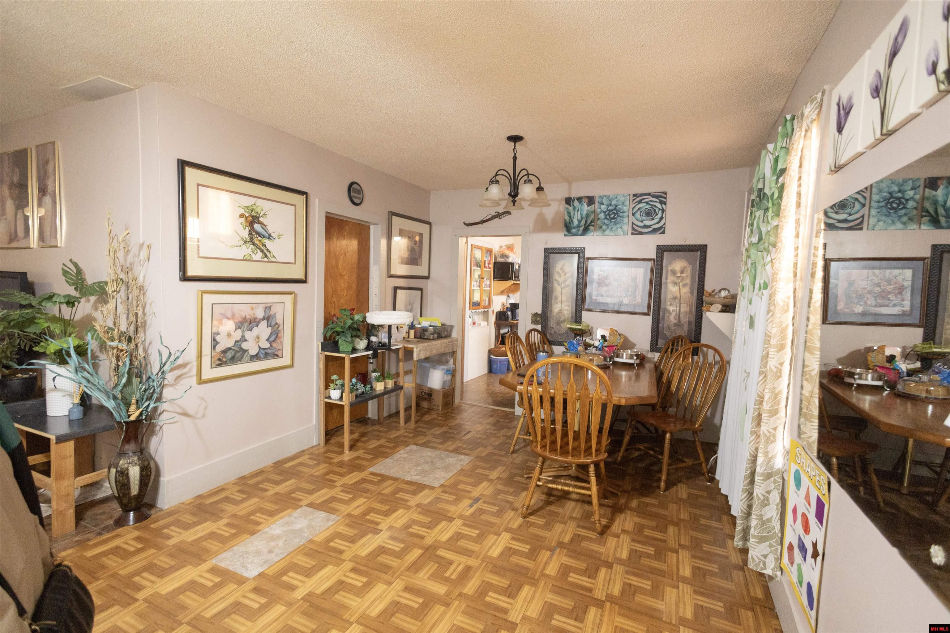 145 HWY 62 Gassville, AR