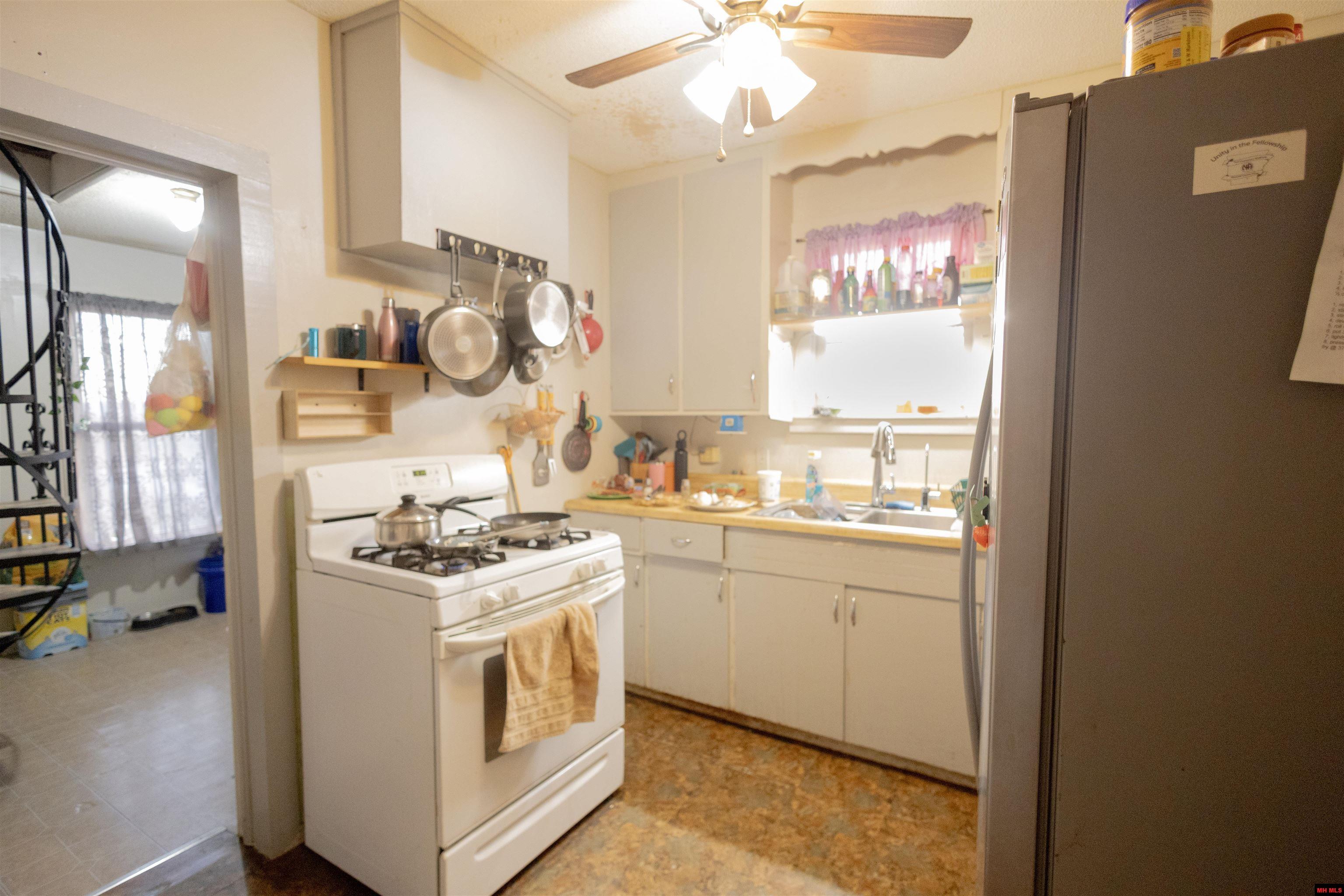 145 HWY 62 Gassville, AR