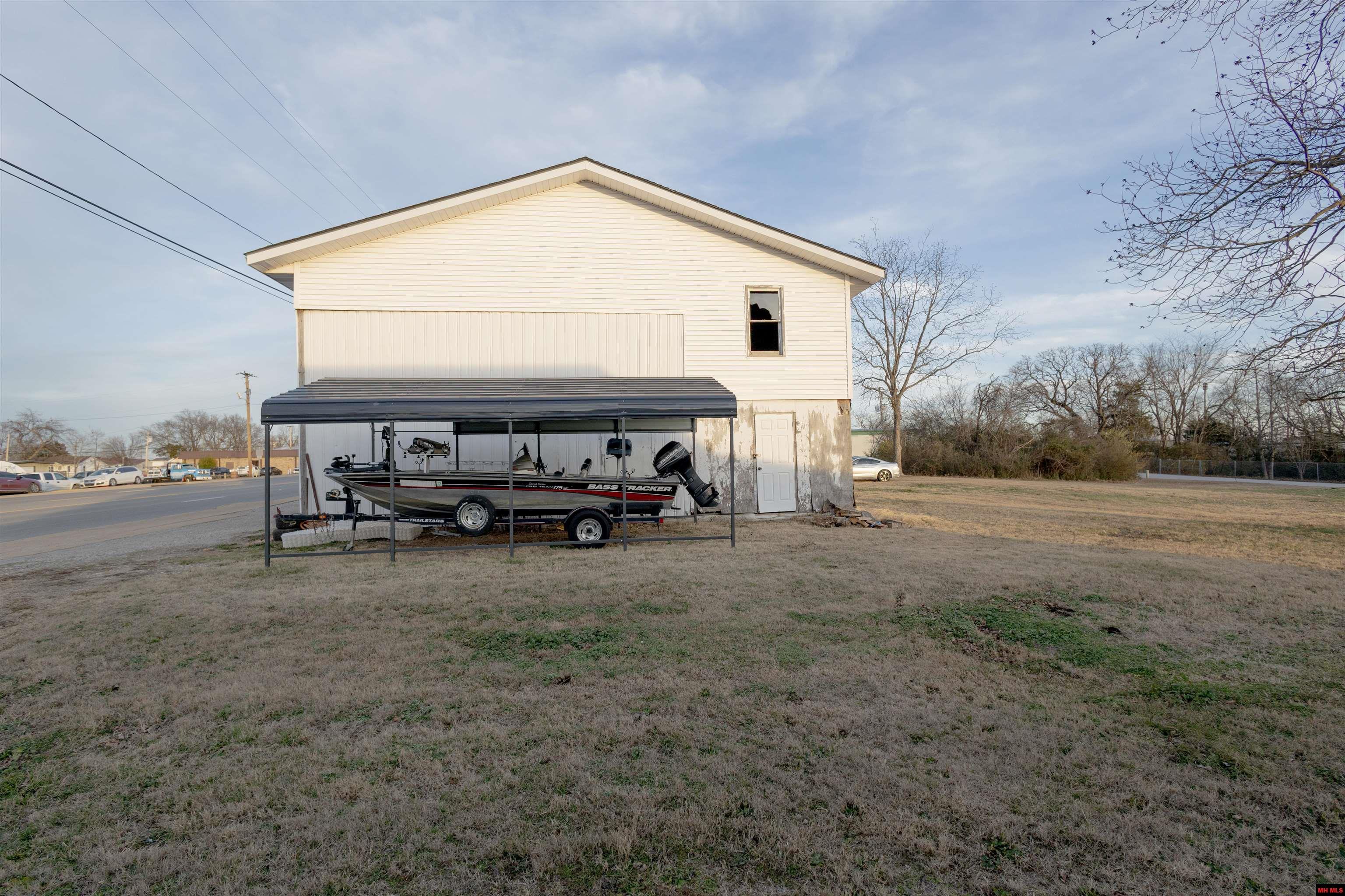145 HWY 62 Gassville, AR