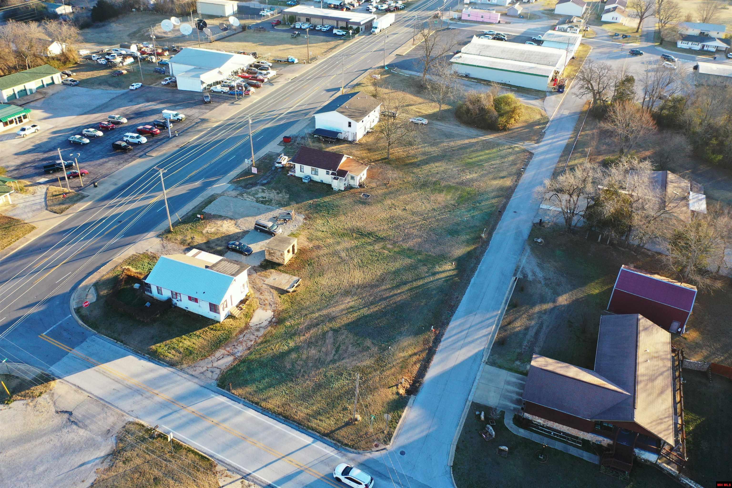 145 HWY 62 Gassville, AR