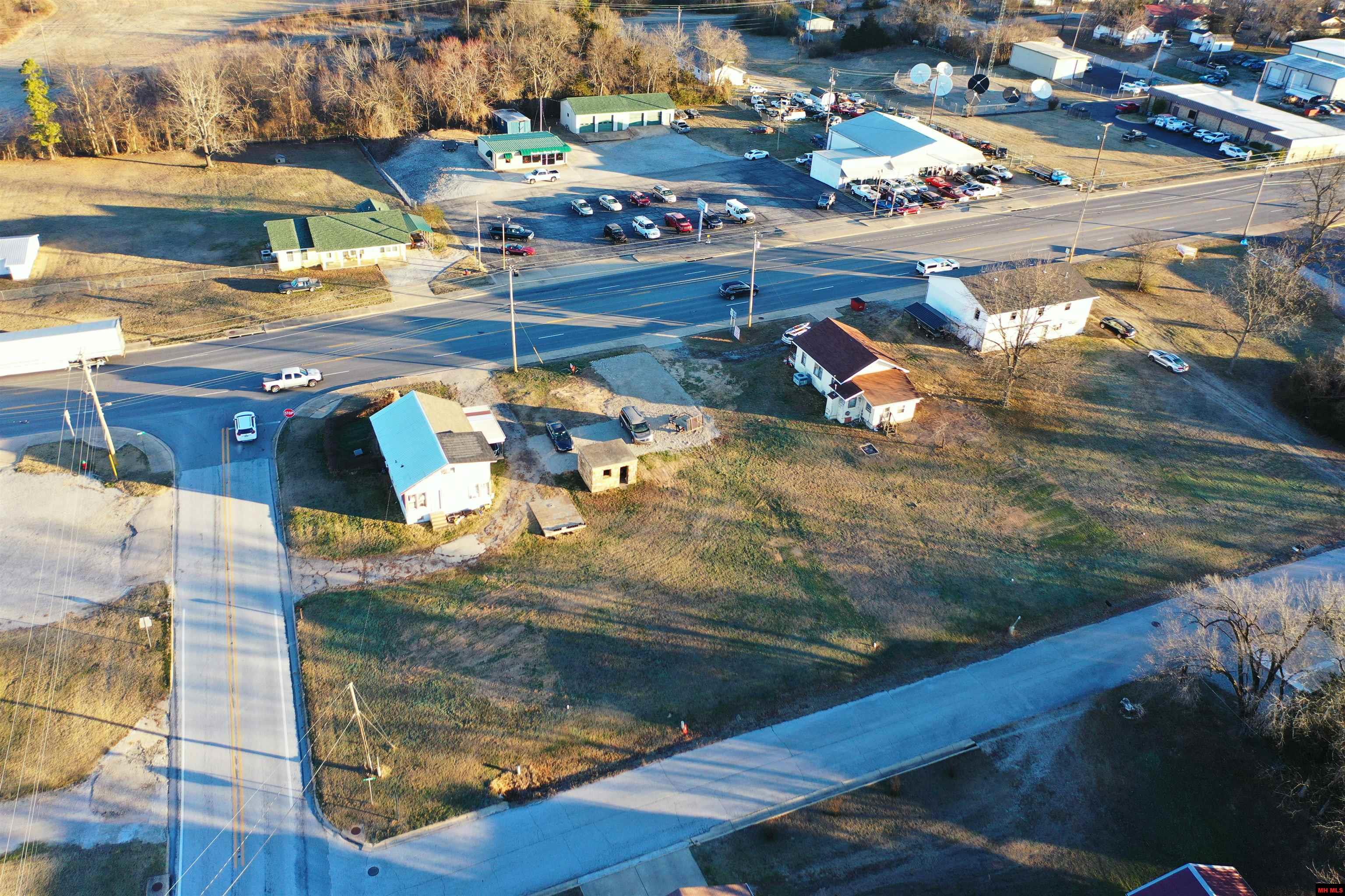 145 HWY 62 Gassville, AR