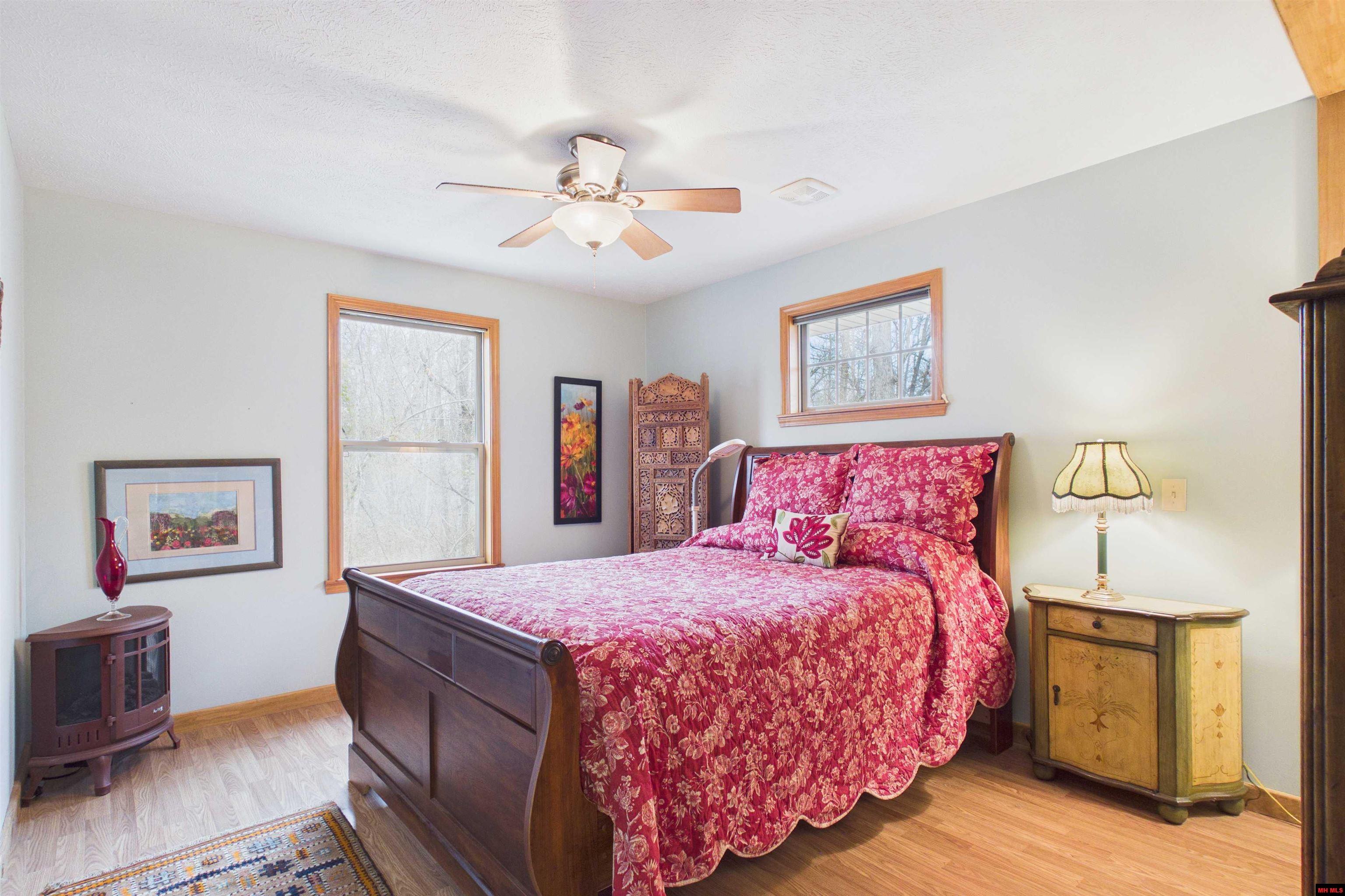 87 FLINTRIDGE COURT Mountain Home, AR 72653