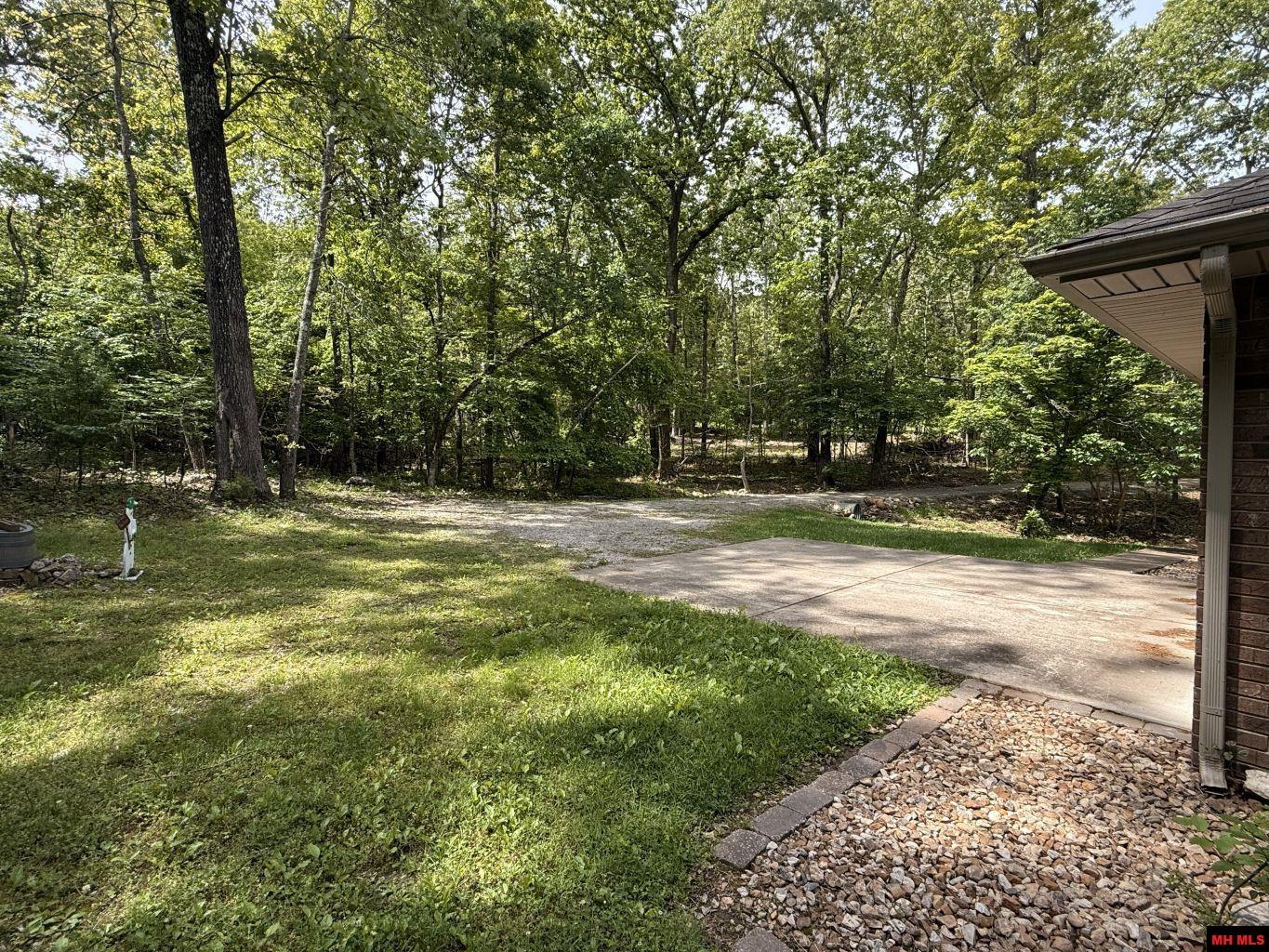 87 FLINTRIDGE COURT Mountain Home, AR 72653