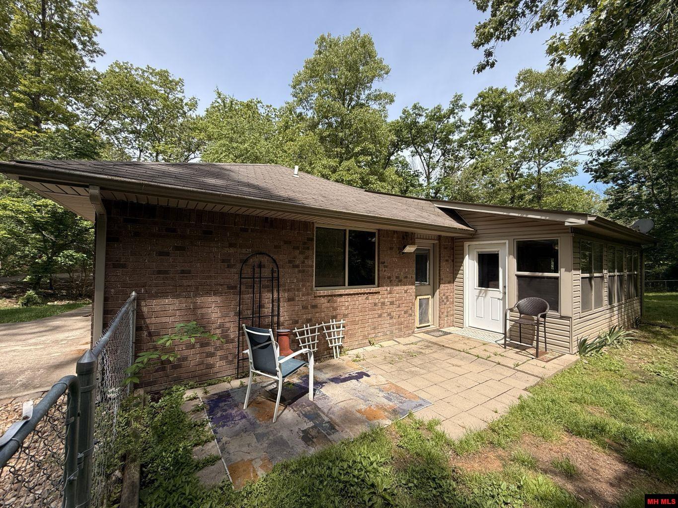 87 FLINTRIDGE COURT Mountain Home, AR 72653