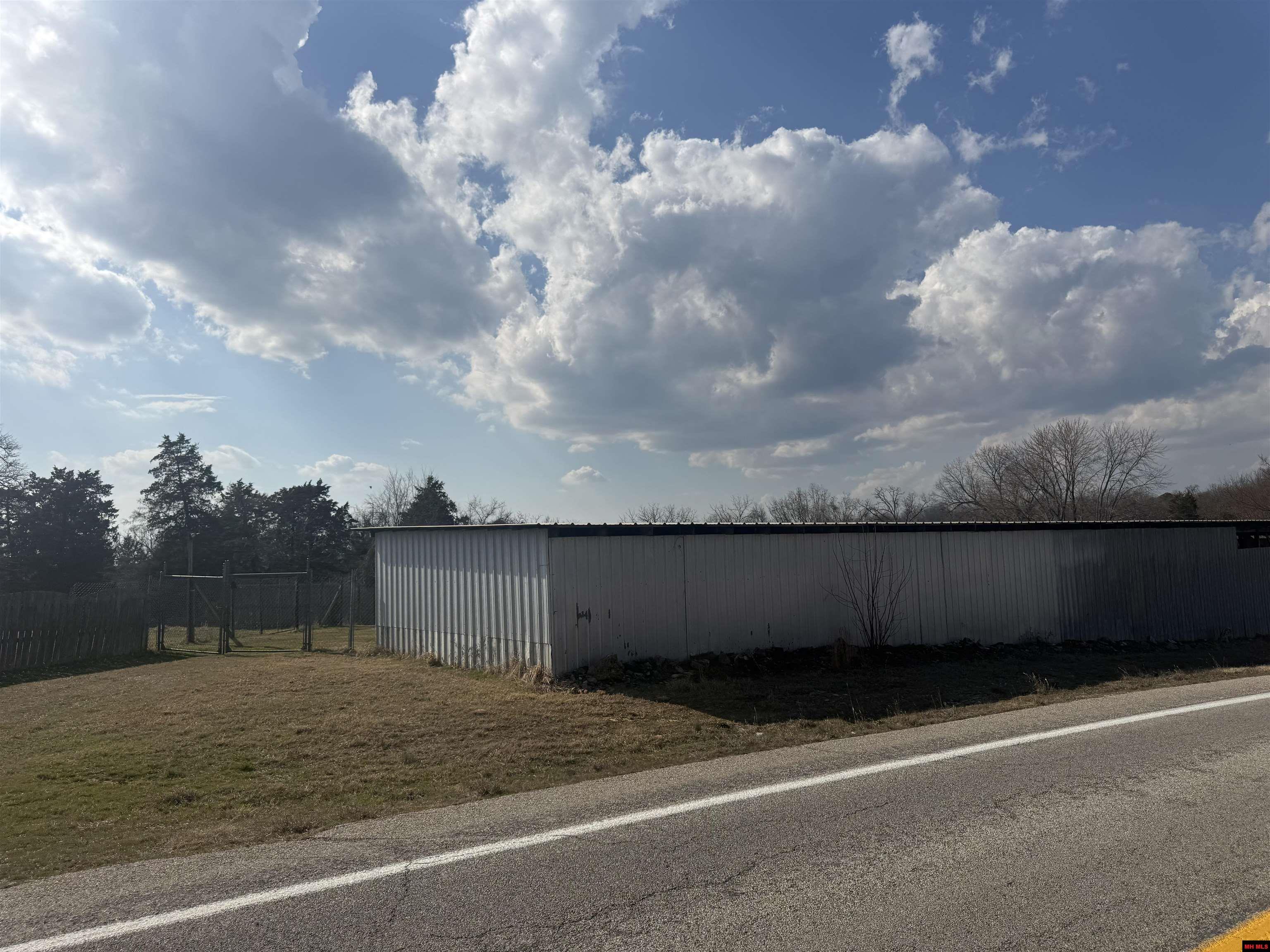 001-02718-000 HWY 101 Gamaliel, AR