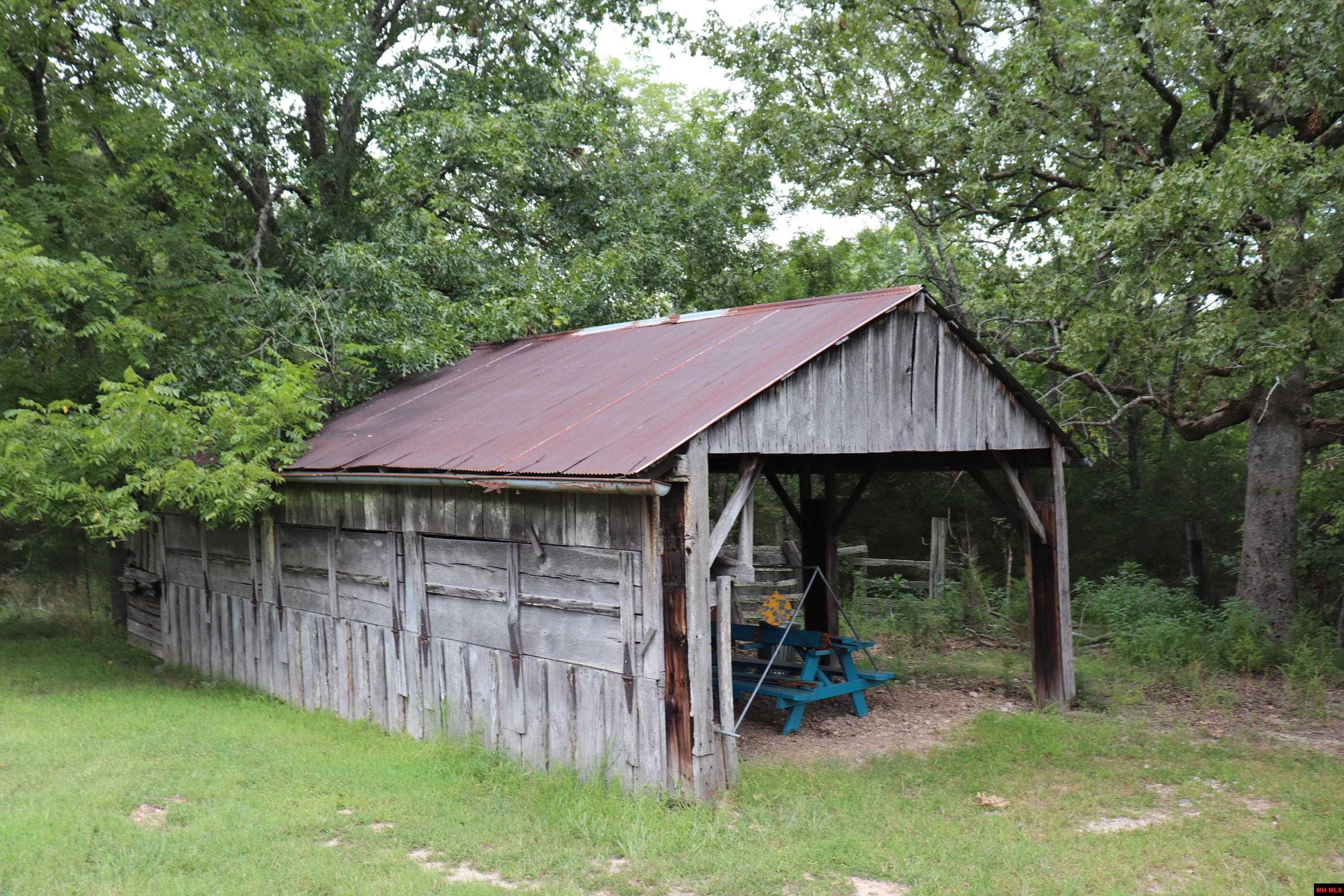 1046 Slick Rock Road