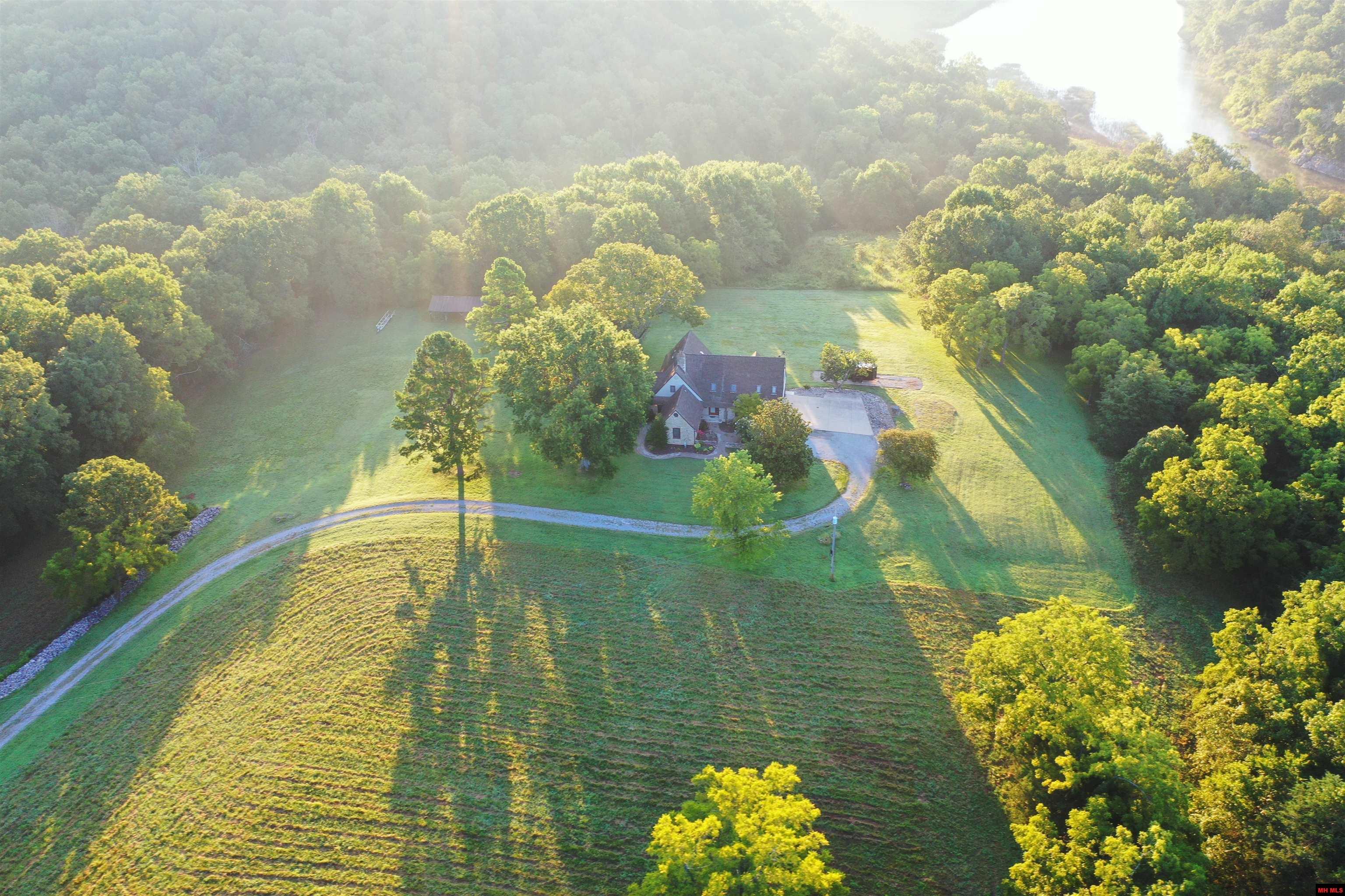 1046 Slick Rock Road