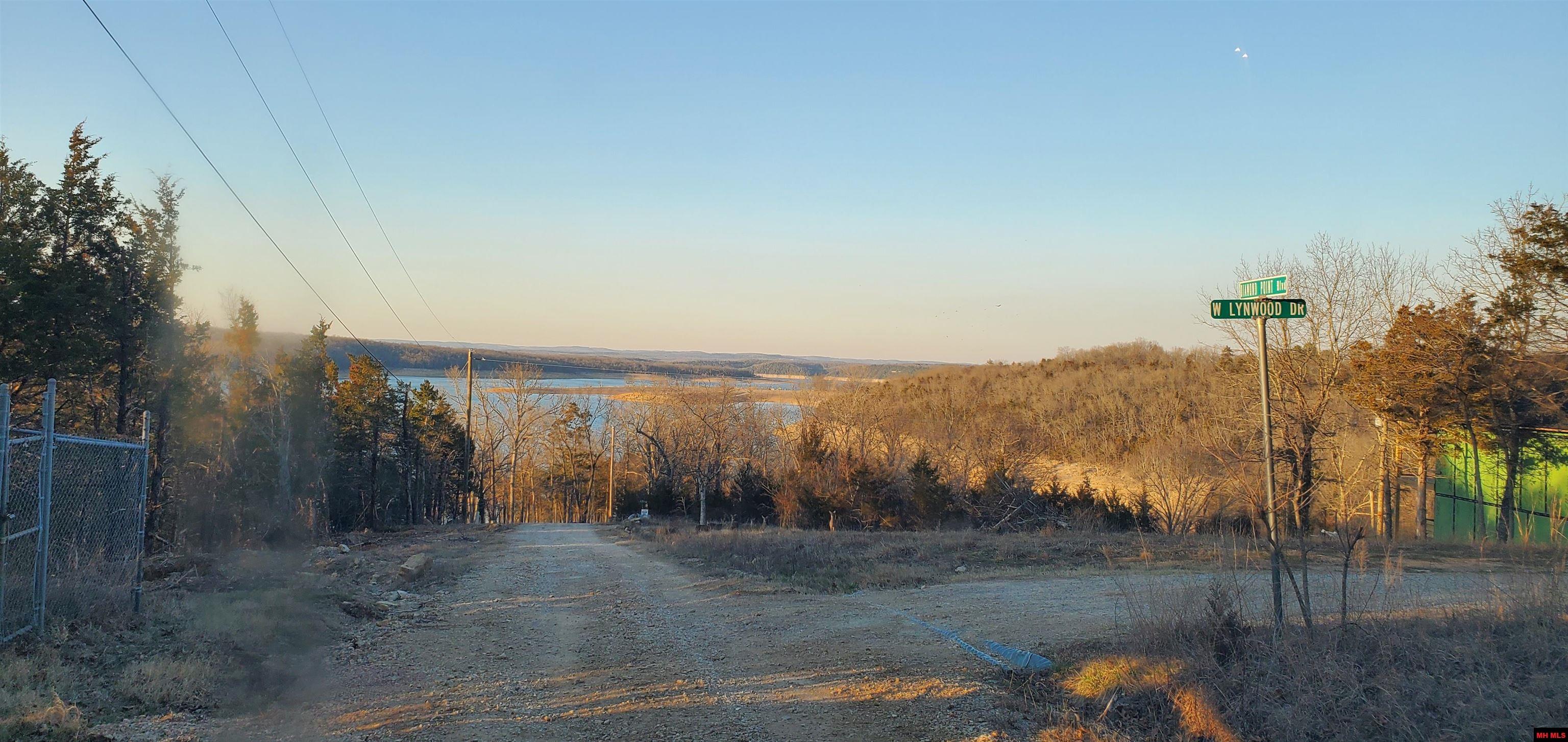 775-01003-000 W Larchwood