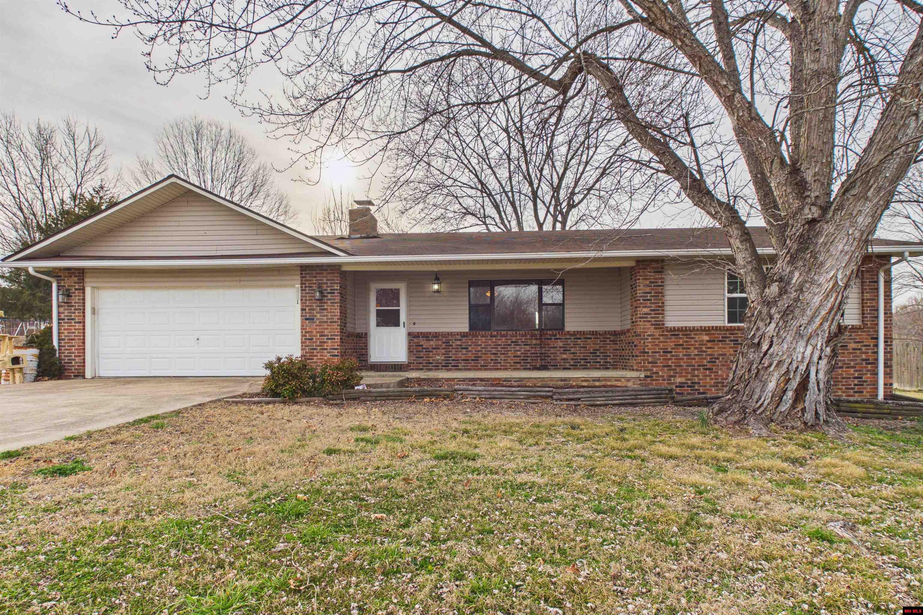 211 Spring Lake Drive