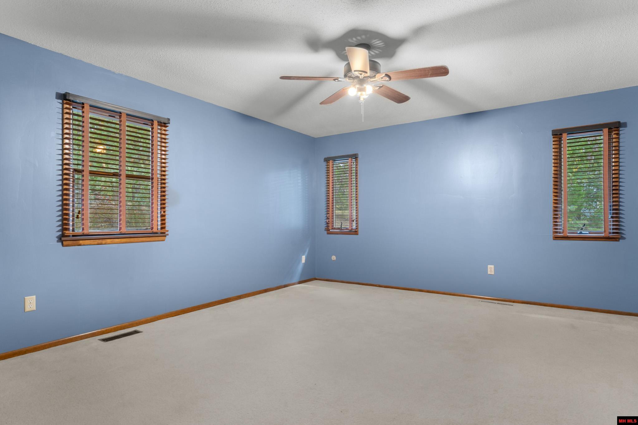 462 Howard Creek Road