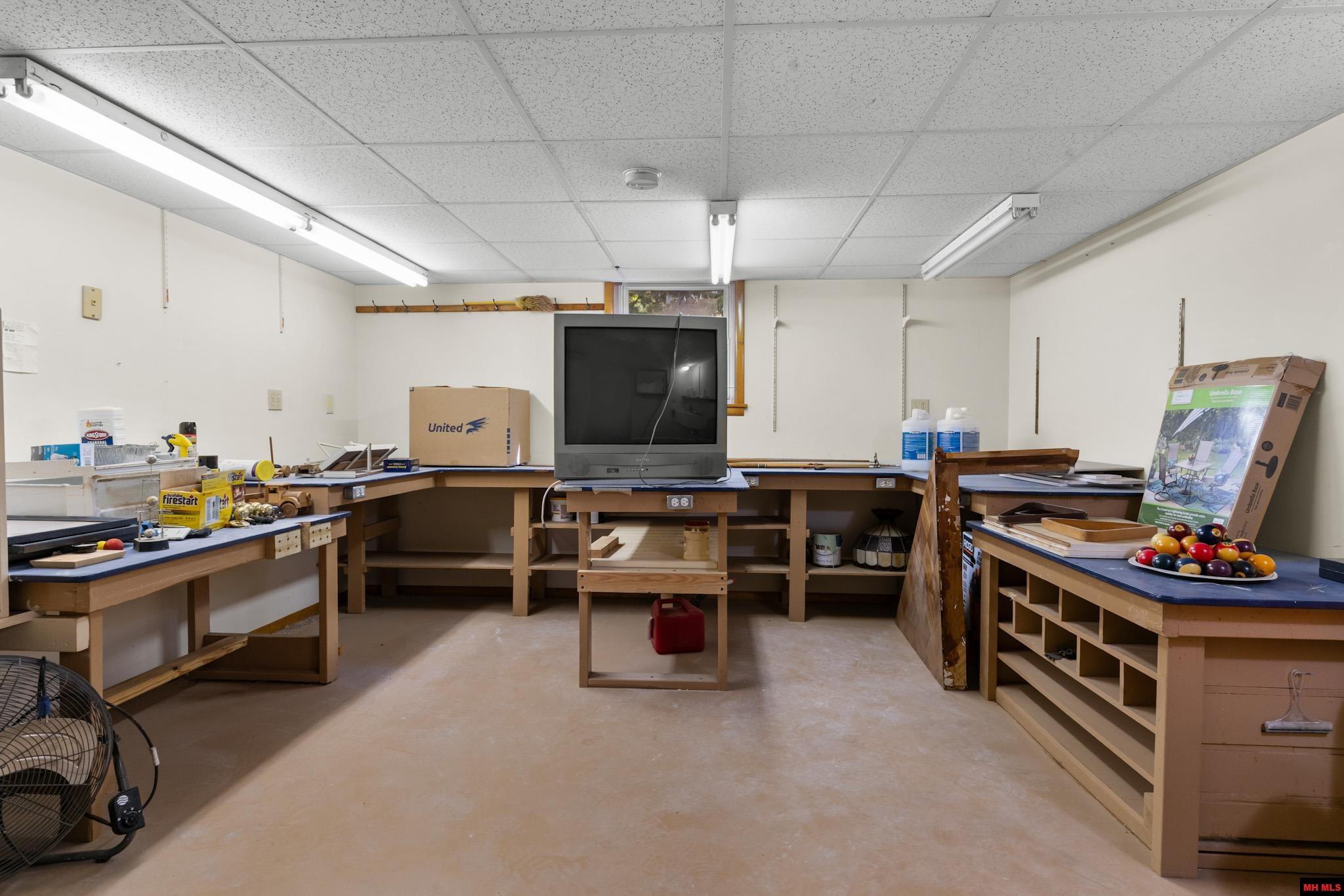 462 Howard Creek Road