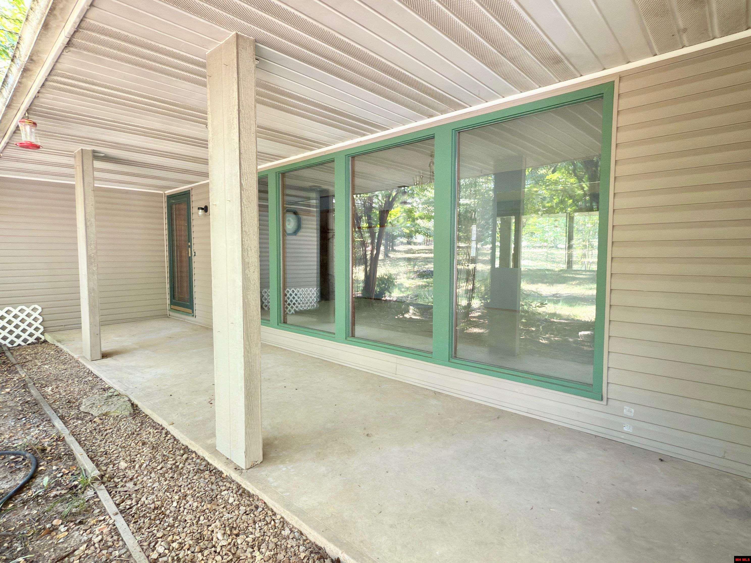 462 Howard Creek Road