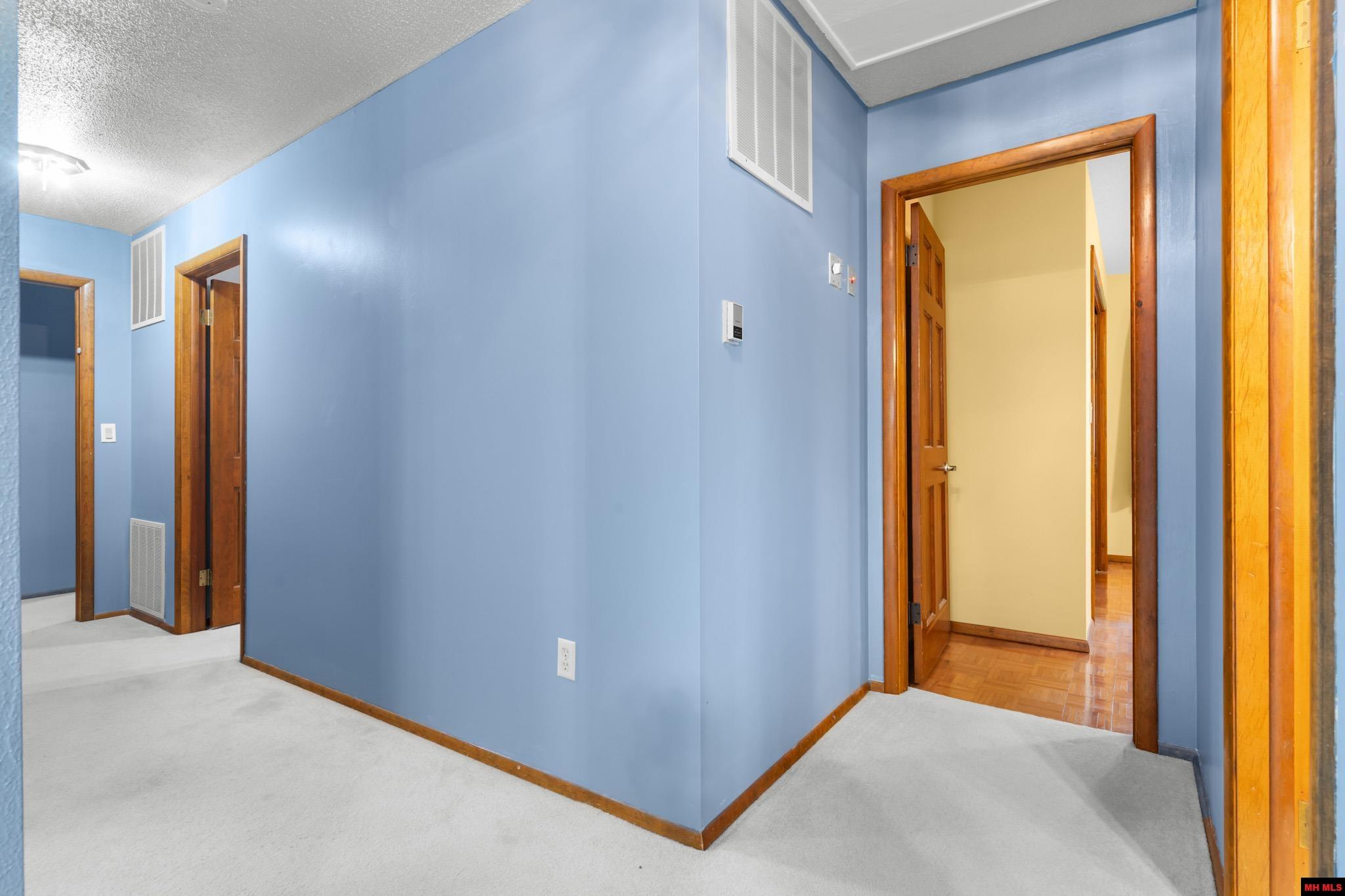 462 Howard Creek Road