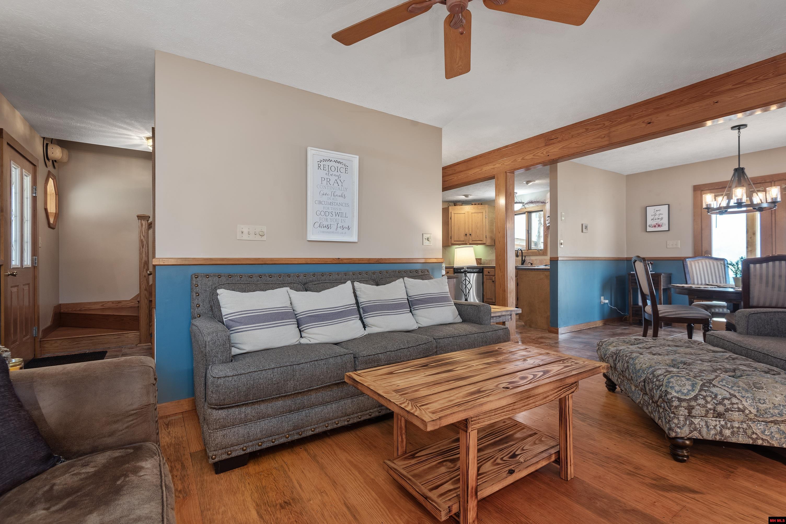 1275 Riverview Drive