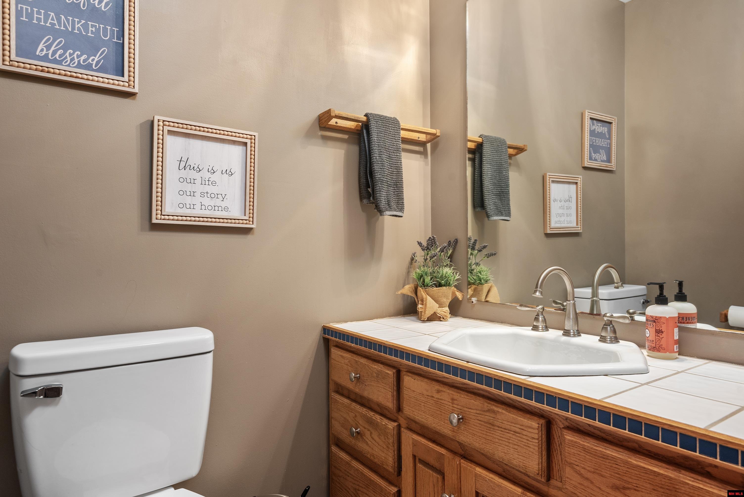 1275 Riverview Drive