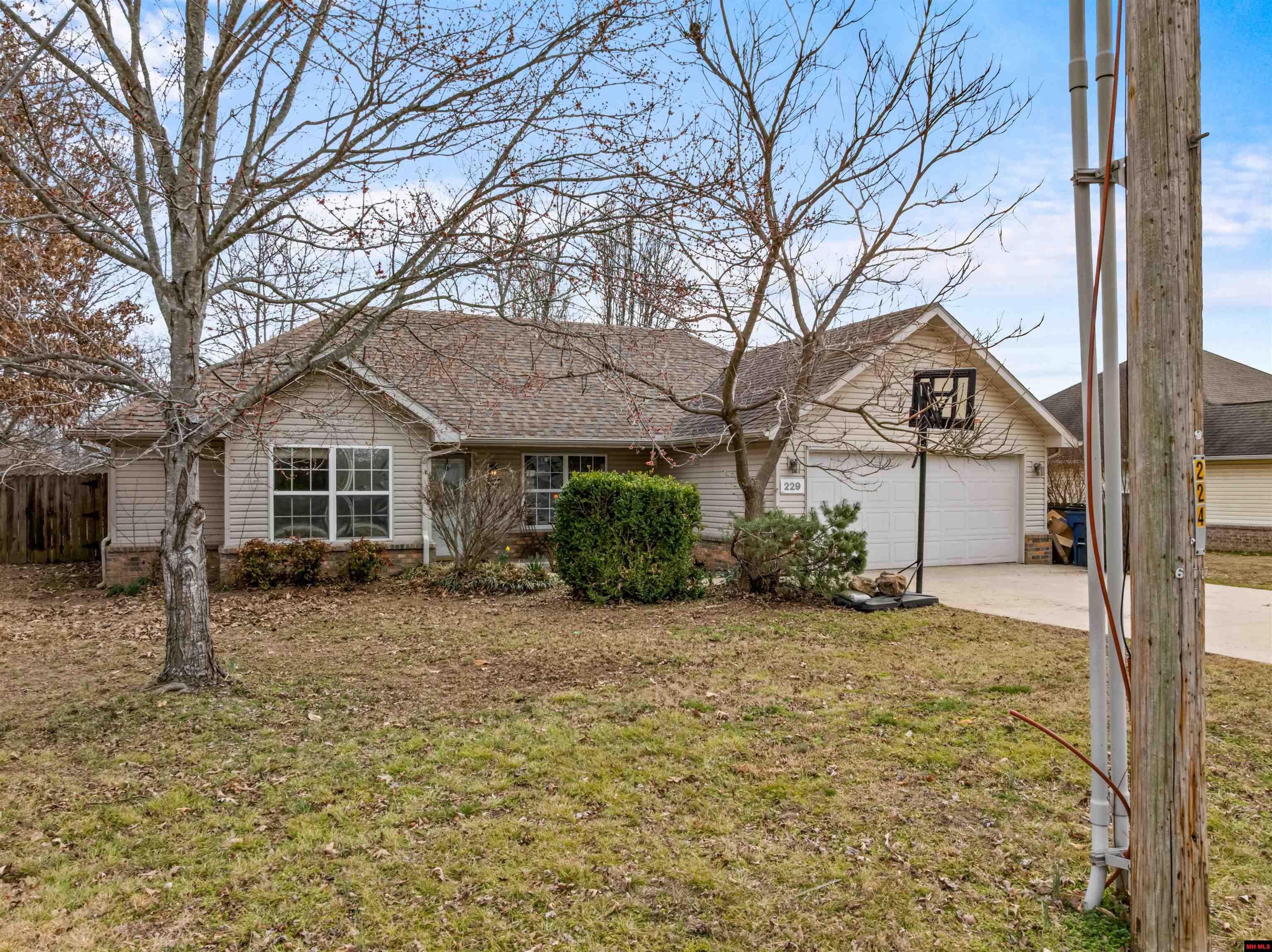 229 S Johnson Street