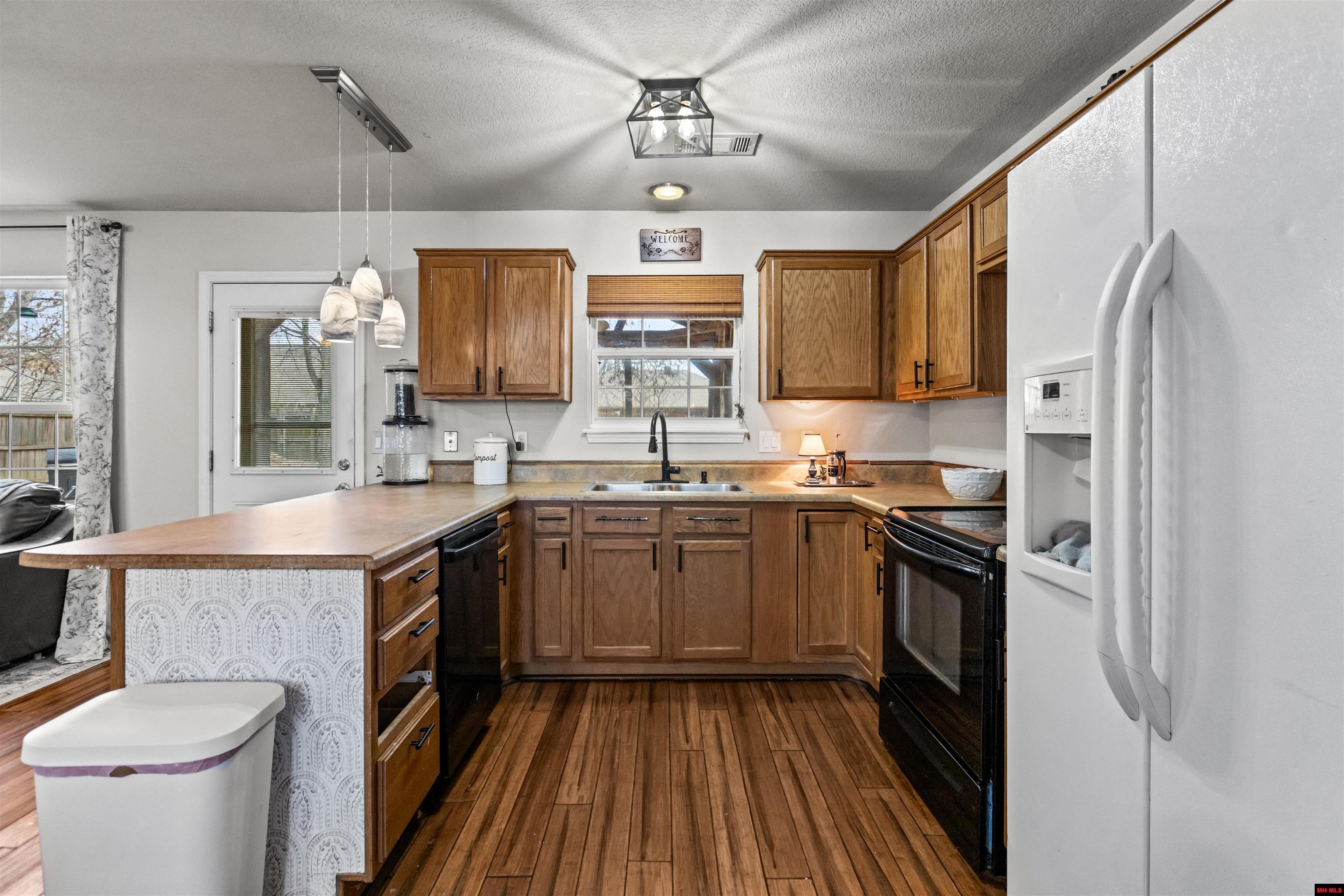 229 S Johnson Street