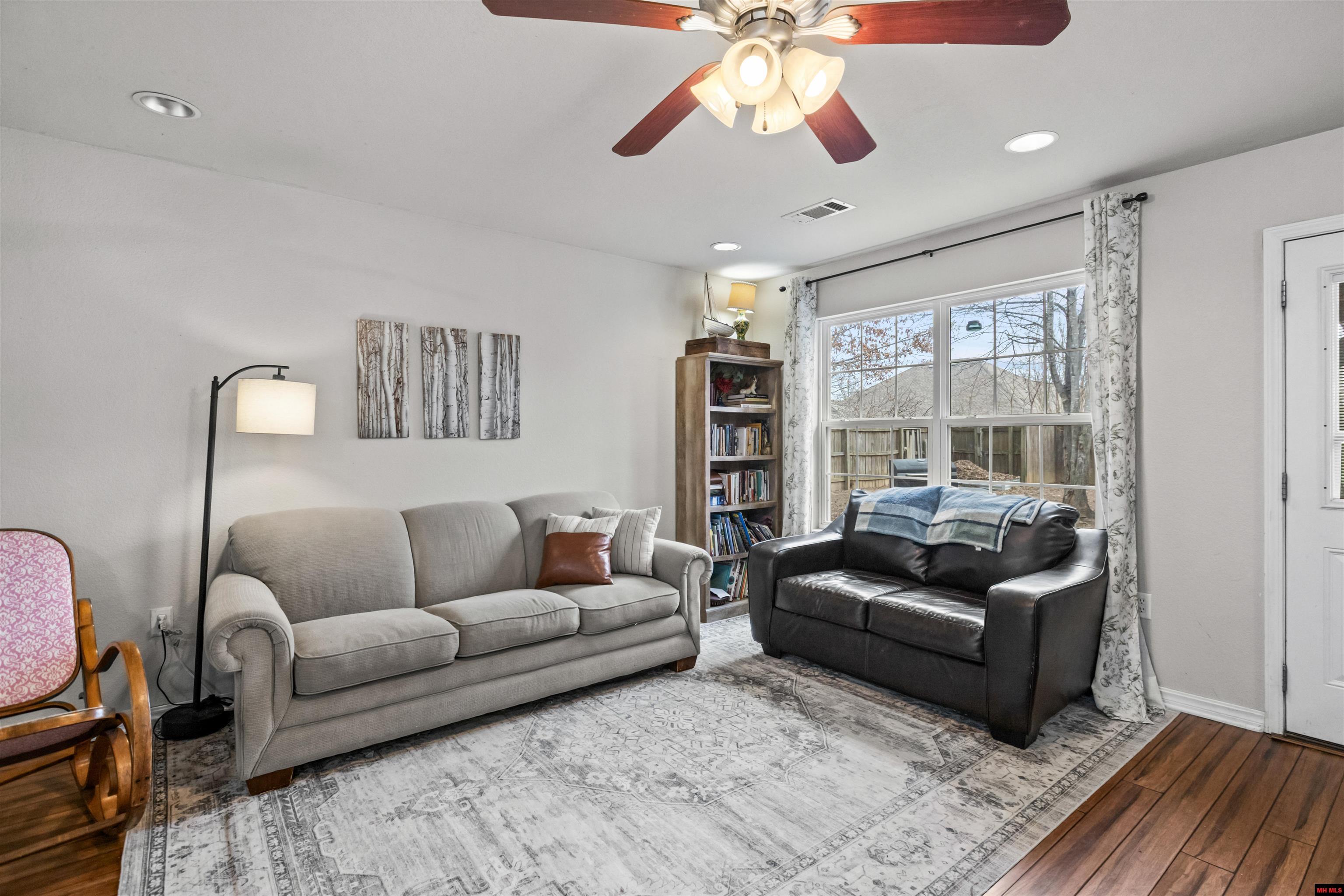 229 S Johnson Street