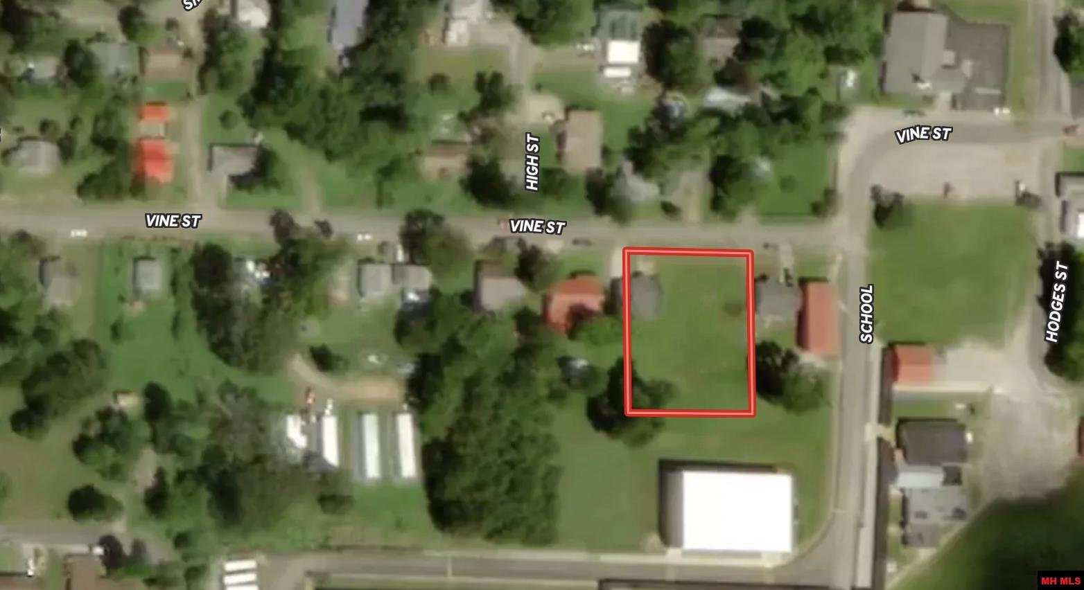 302 VINE STREET Alton, MO