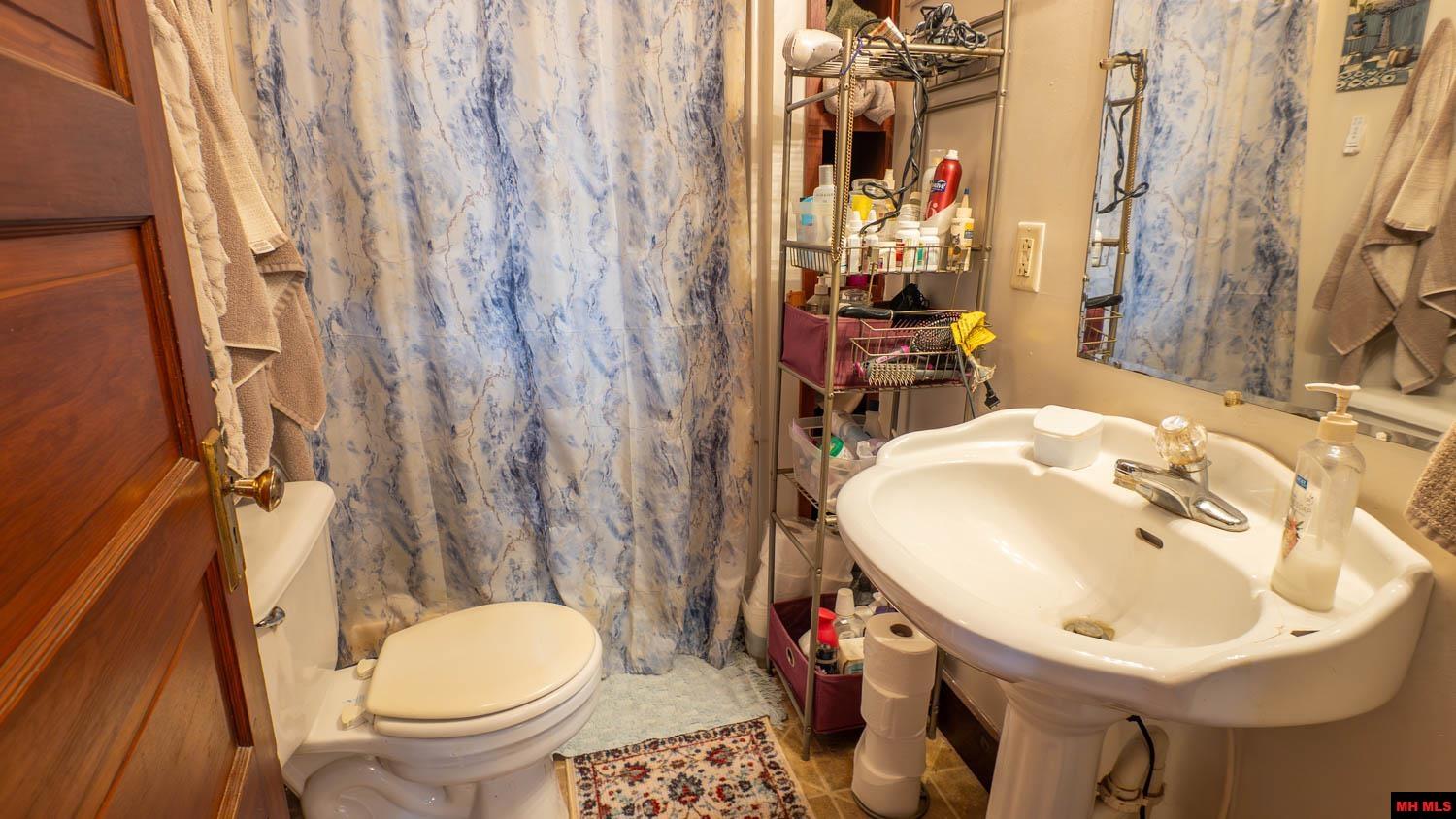 302 VINE STREET Alton, MO