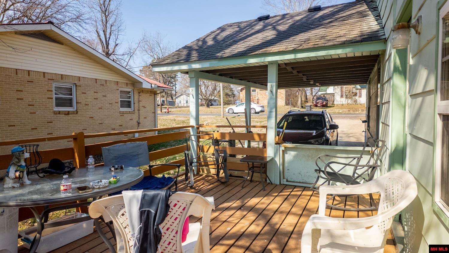 302 VINE STREET Alton, MO