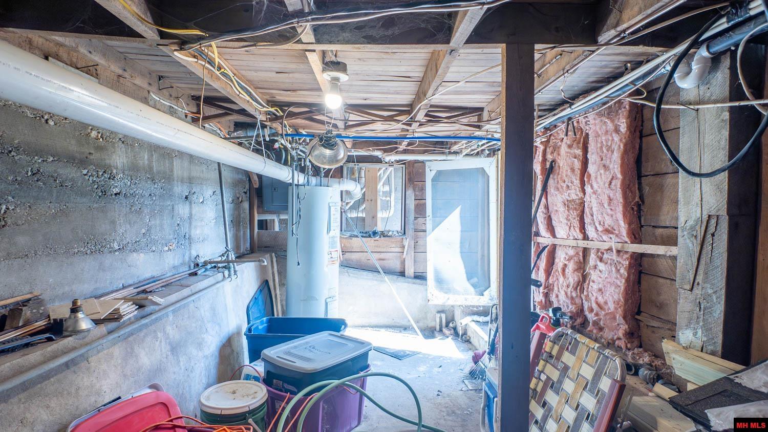 302 VINE STREET Alton, MO