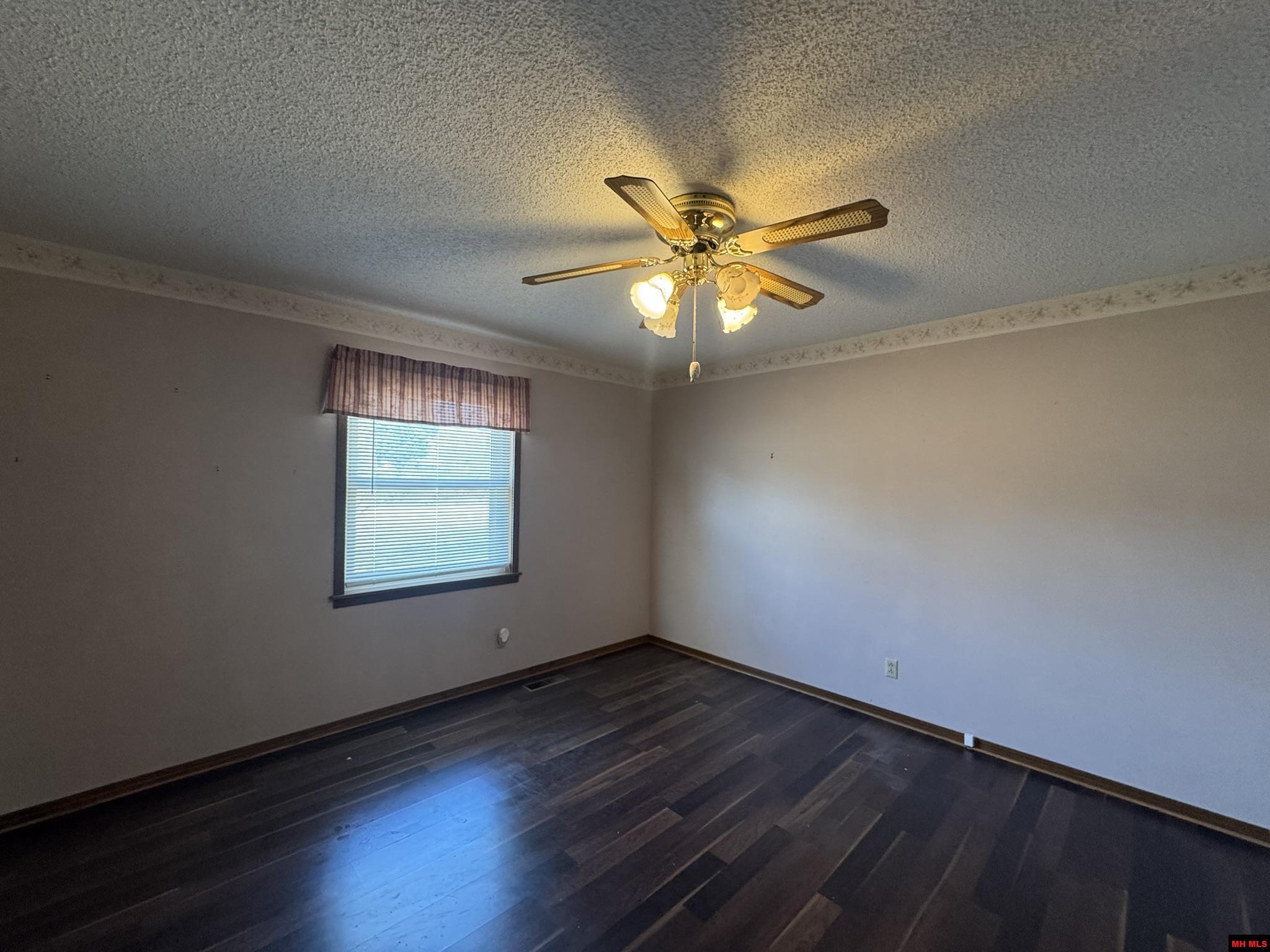 1913 MIMOSA Mountain Home, AR 72653