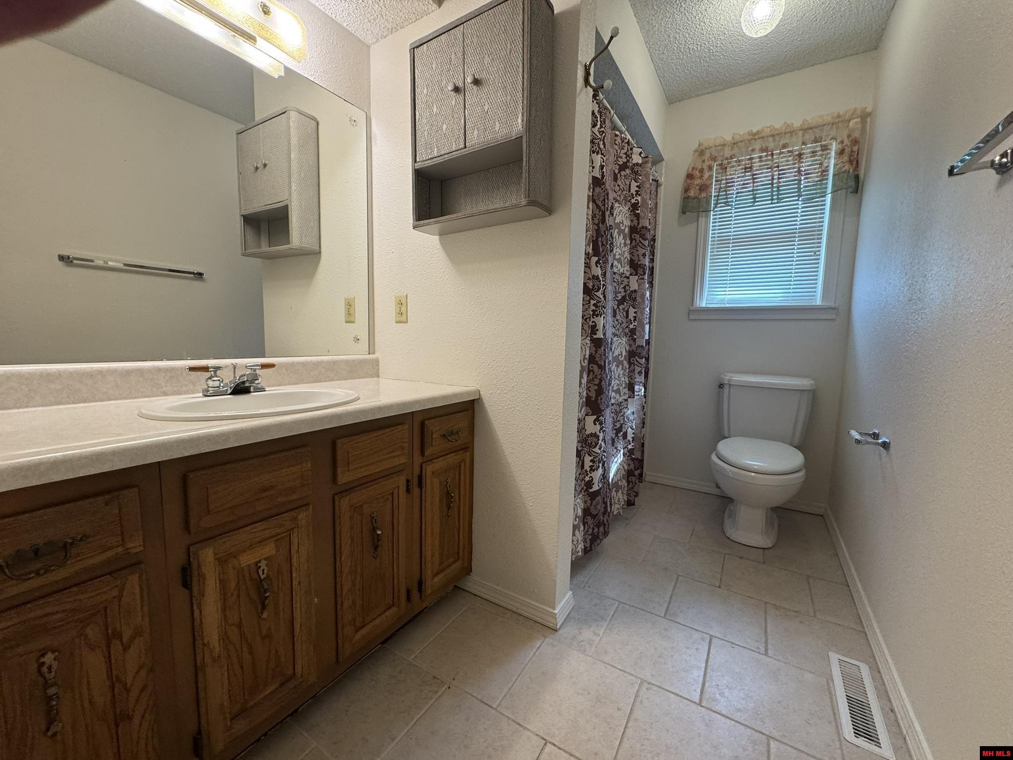 1913 MIMOSA Mountain Home, AR 72653
