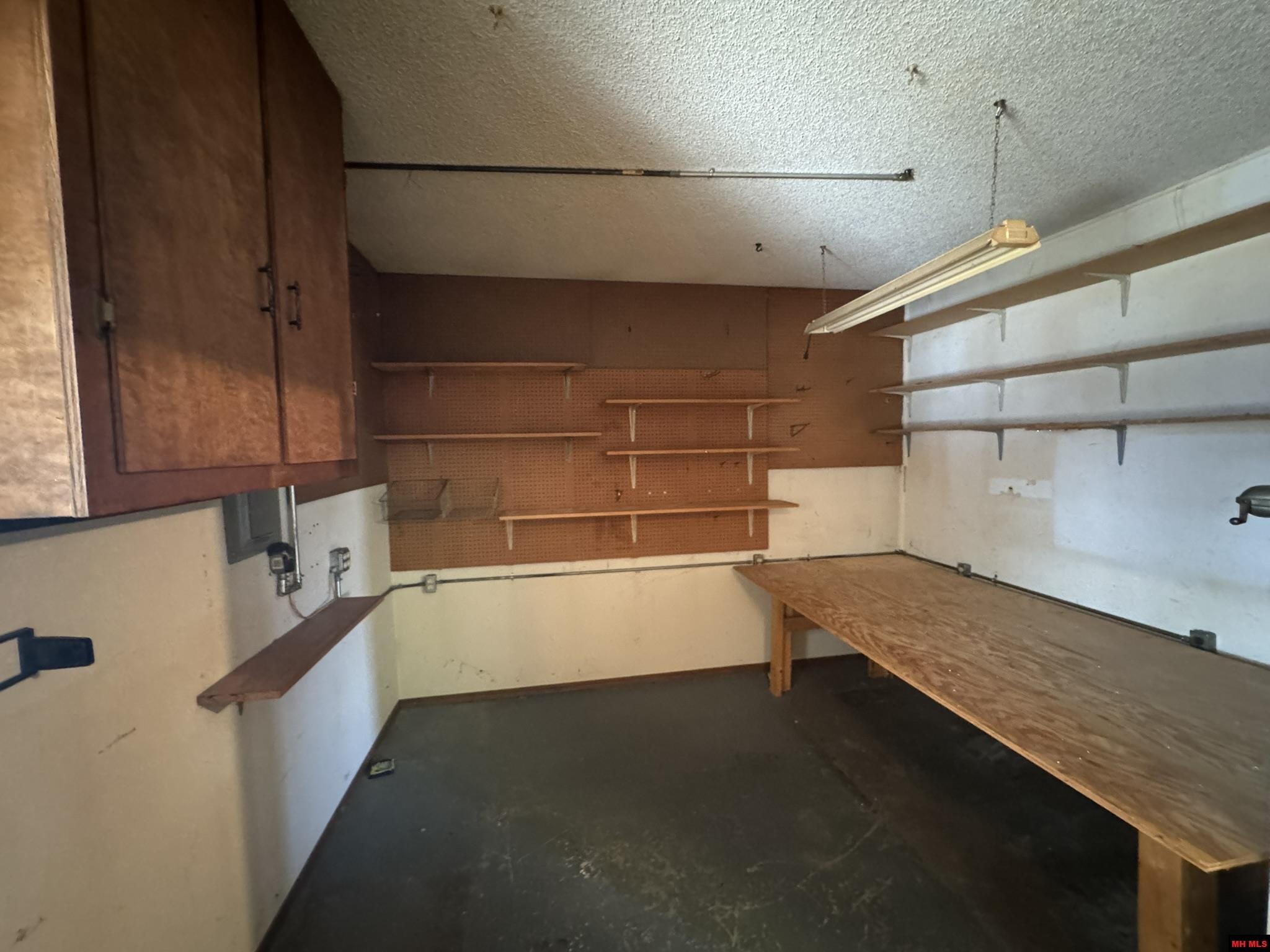 1913 MIMOSA Mountain Home, AR 72653