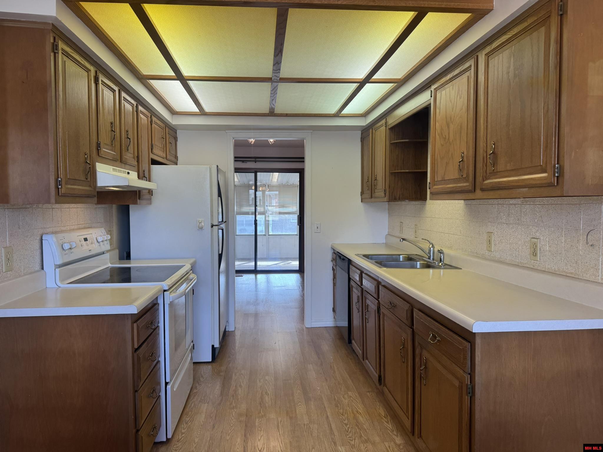1913 MIMOSA Mountain Home, AR 72653