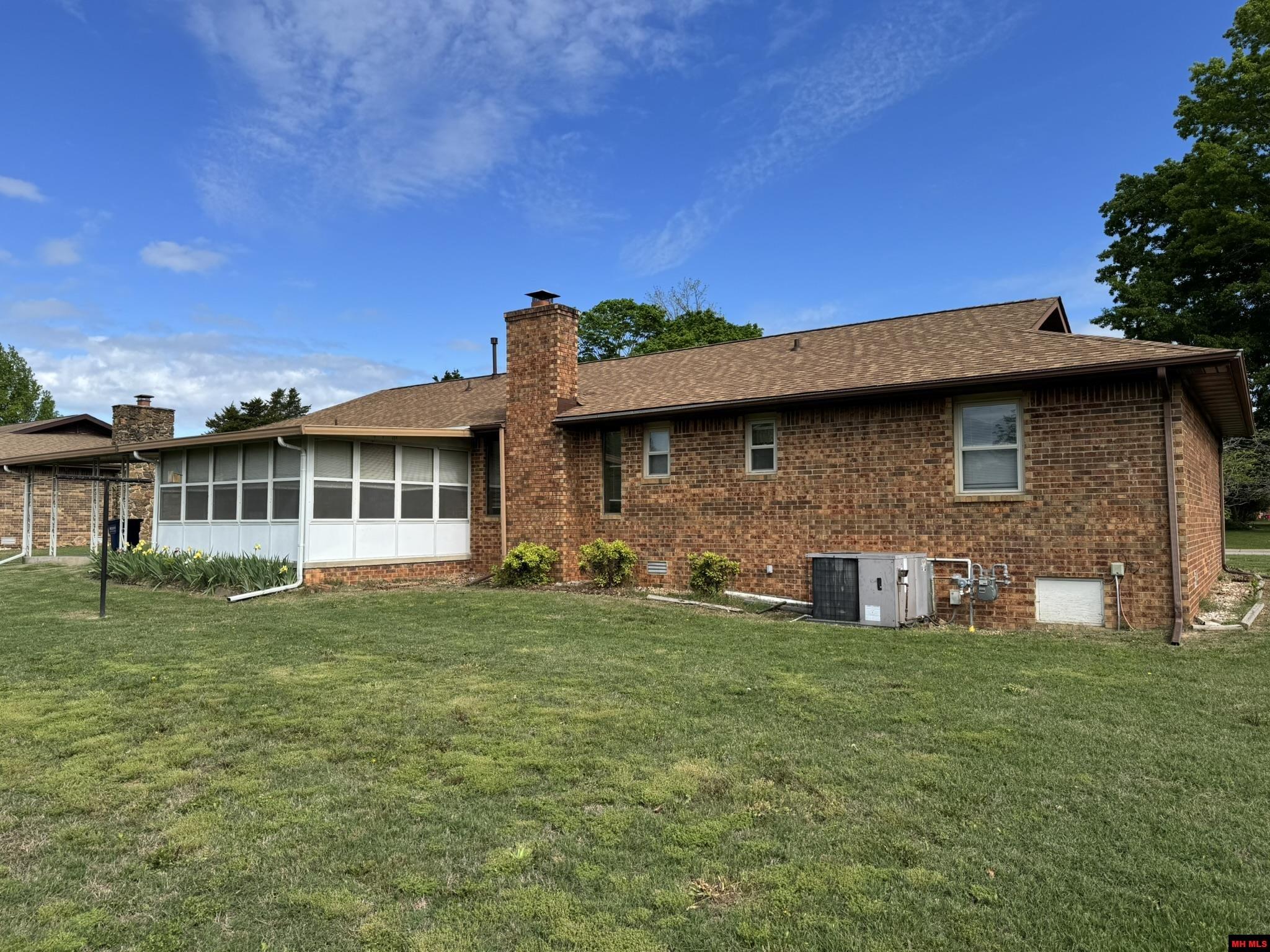 1913 MIMOSA Mountain Home, AR 72653