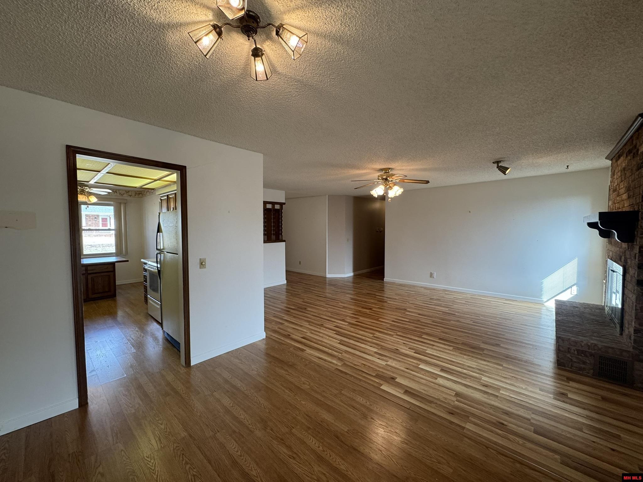 1913 MIMOSA Mountain Home, AR 72653