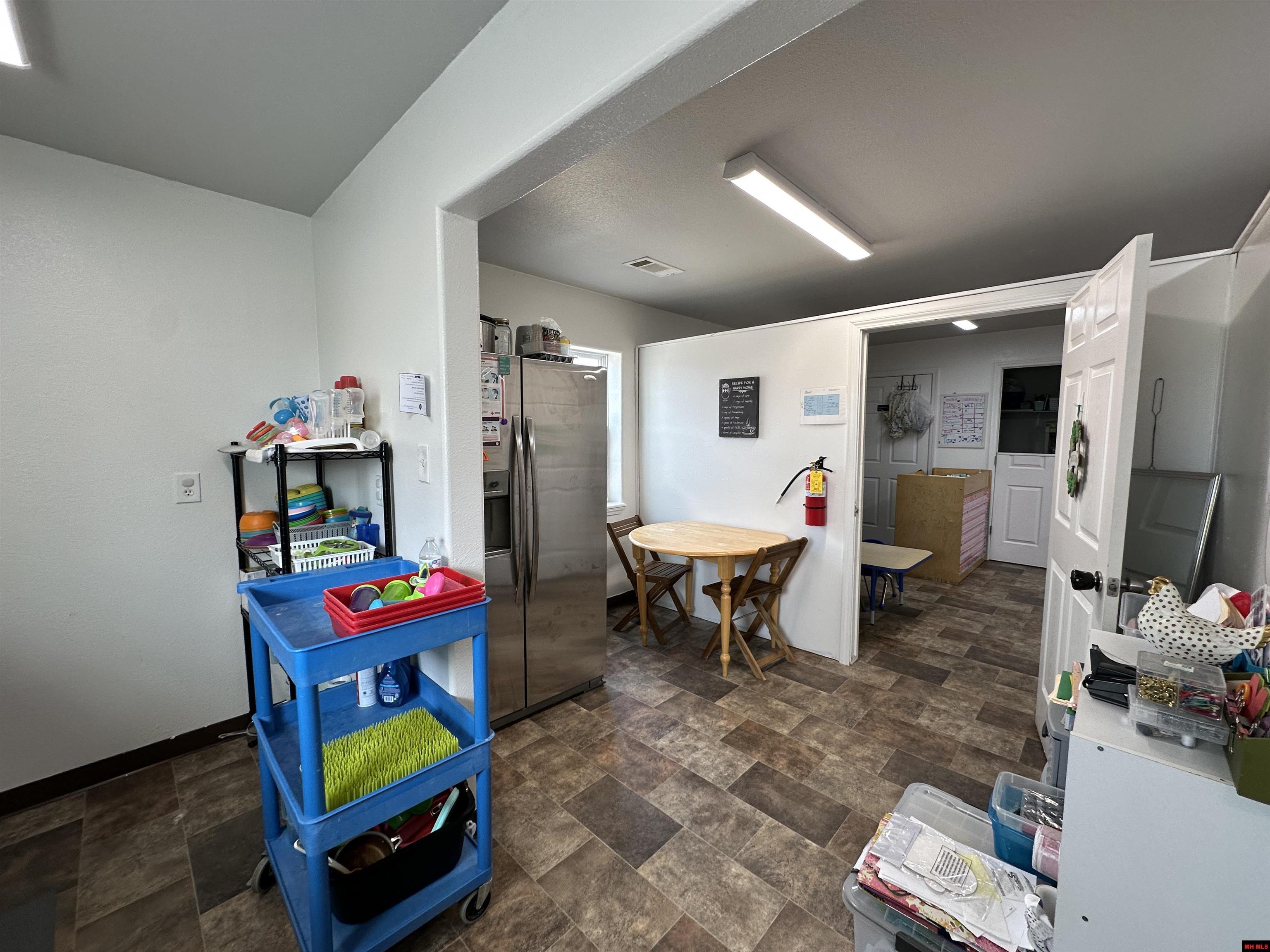 212 S CEDAR STREET Yellville, AR