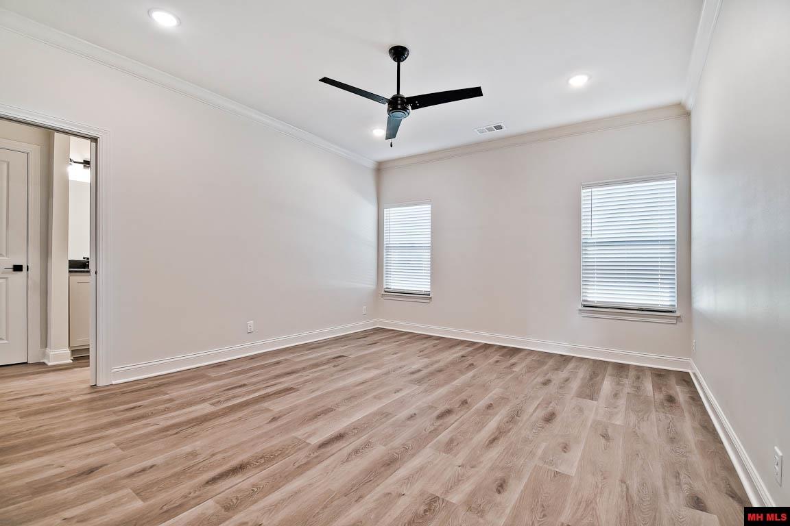 1035 Nottington Street