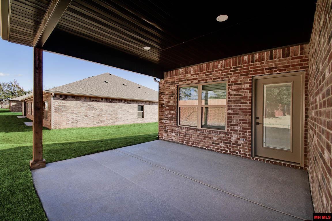 1035 Nottington Street