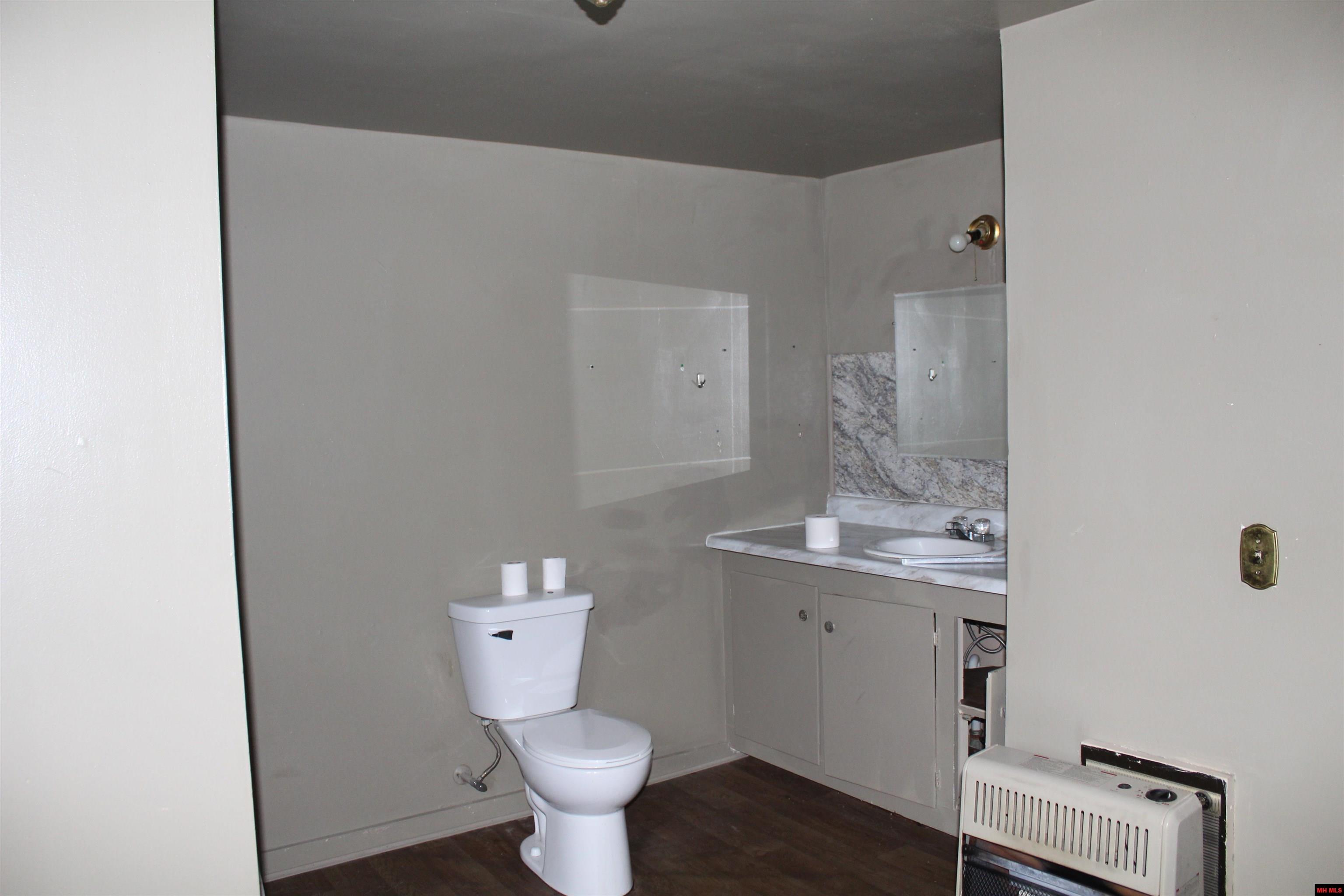 400 CANAAN ROAD Marshall, AR