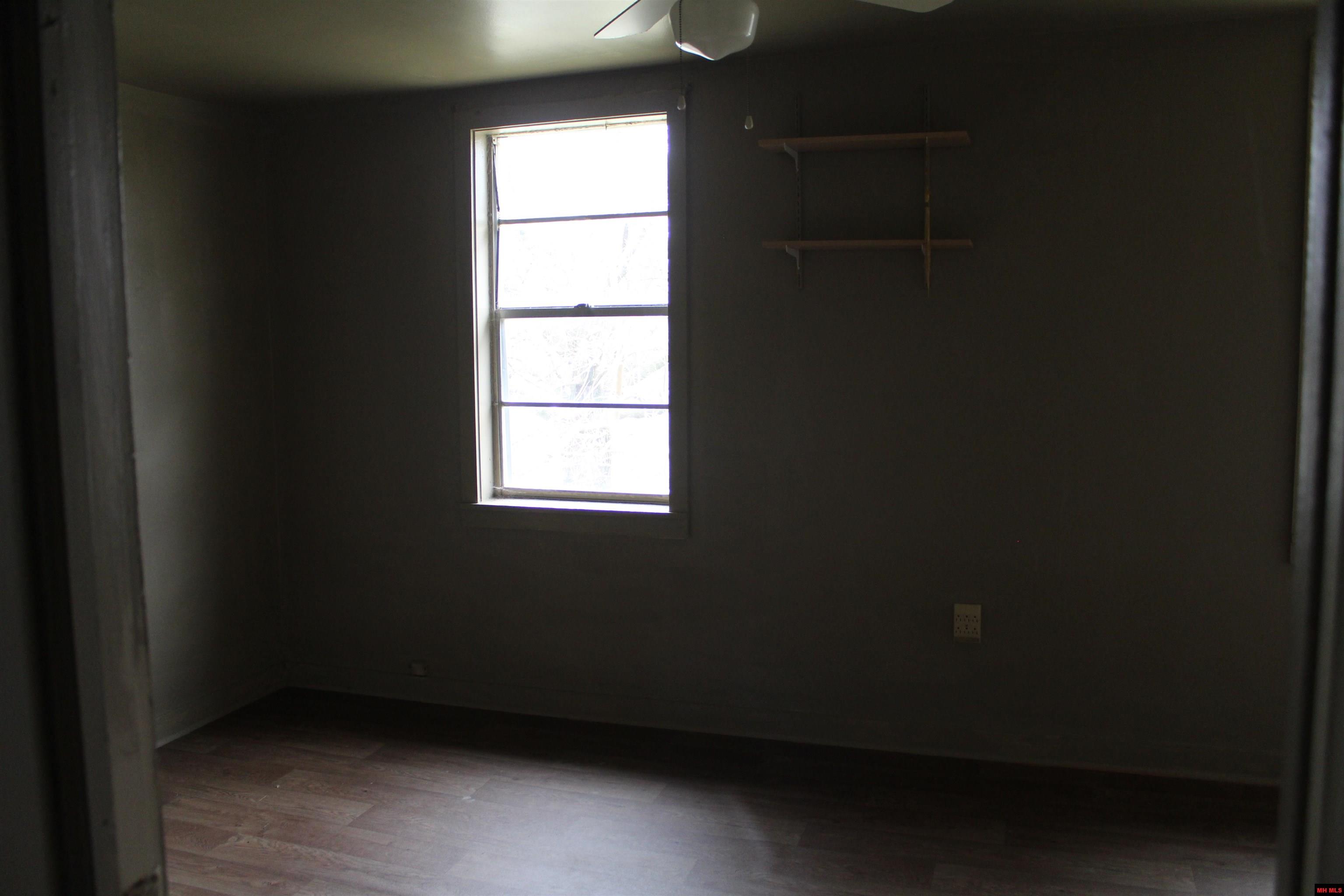 400 CANAAN ROAD Marshall, AR