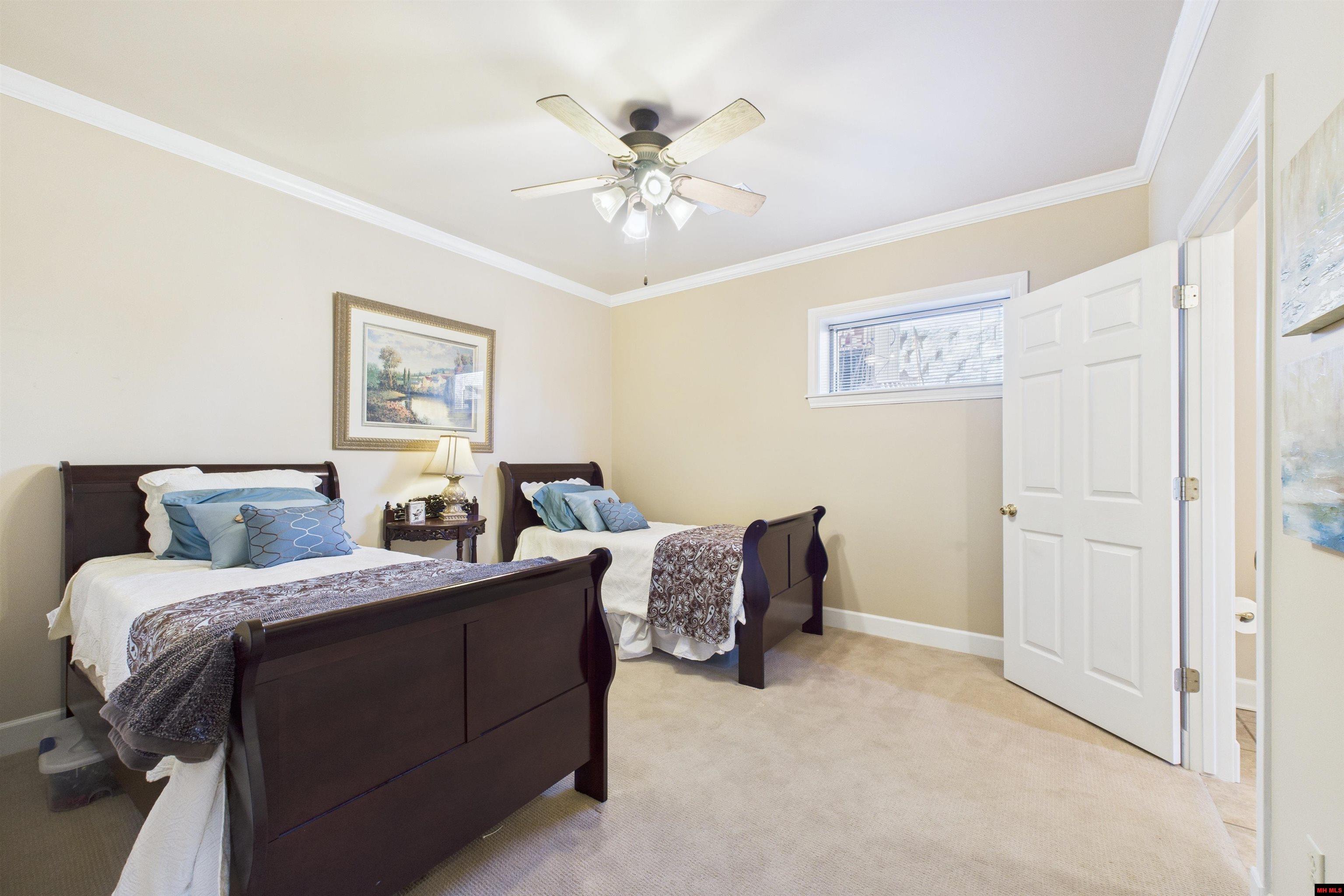 133 Diamond Gem Place