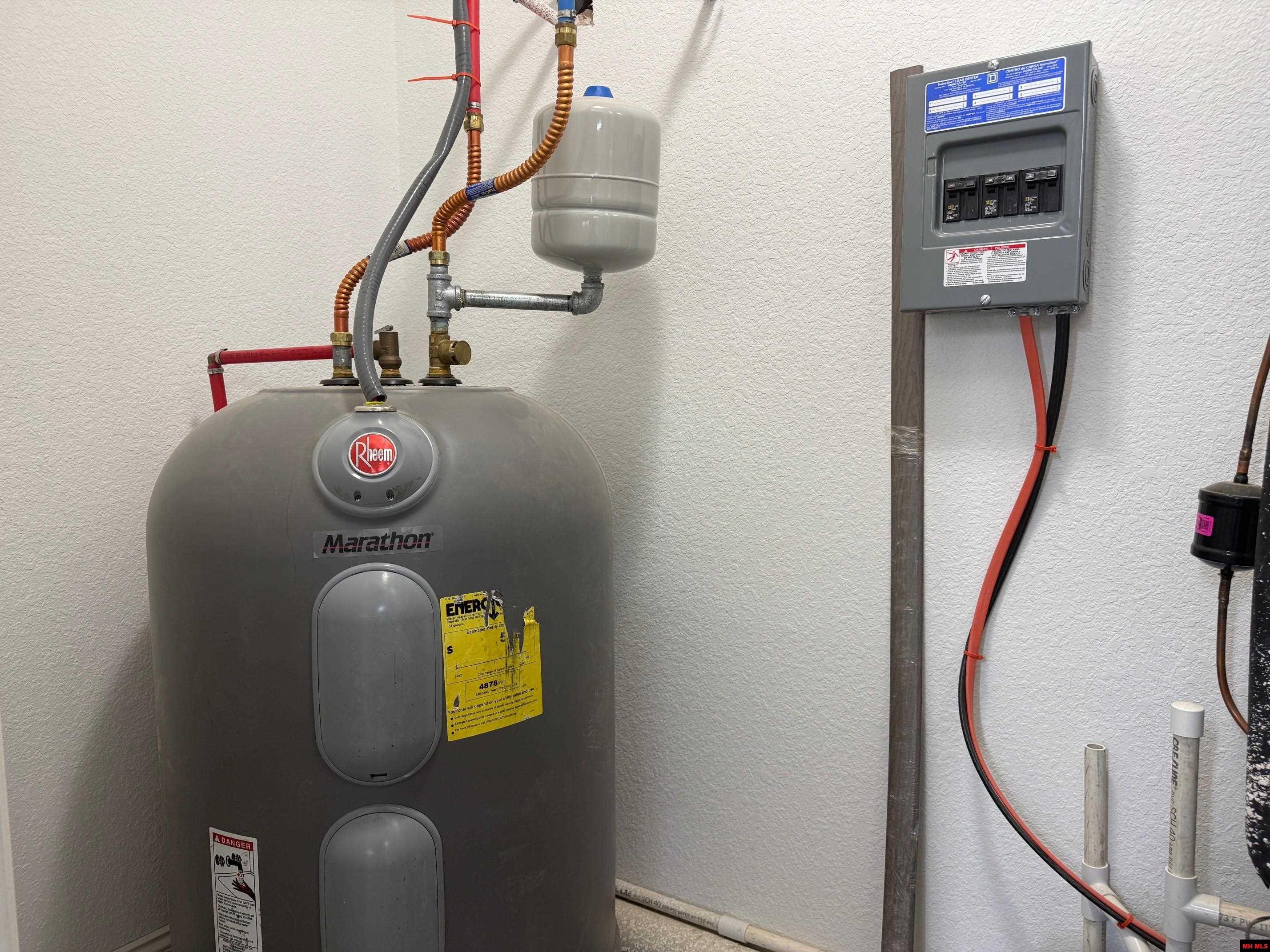 608 Wedgewood Circle